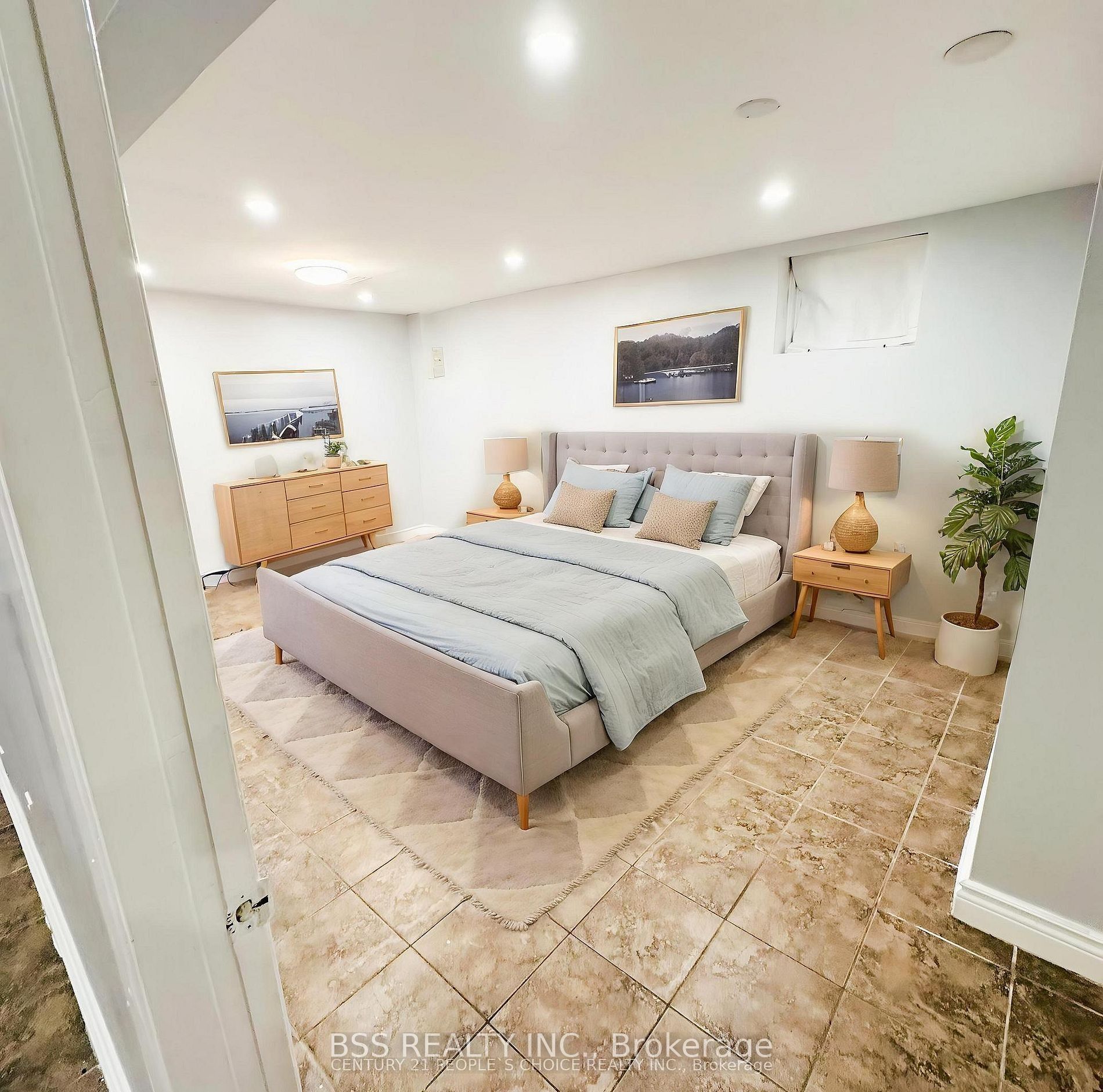 41 Coomer Crescent Property Photo 3