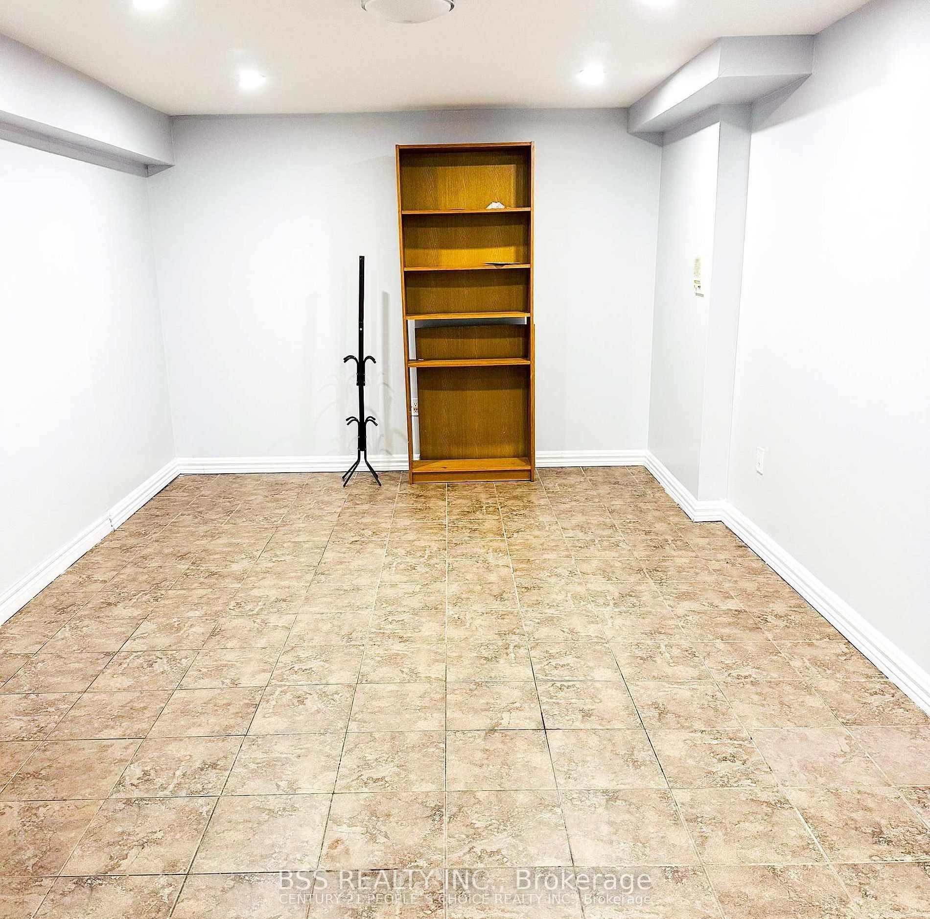 41 Coomer Crescent Property Photo 10
