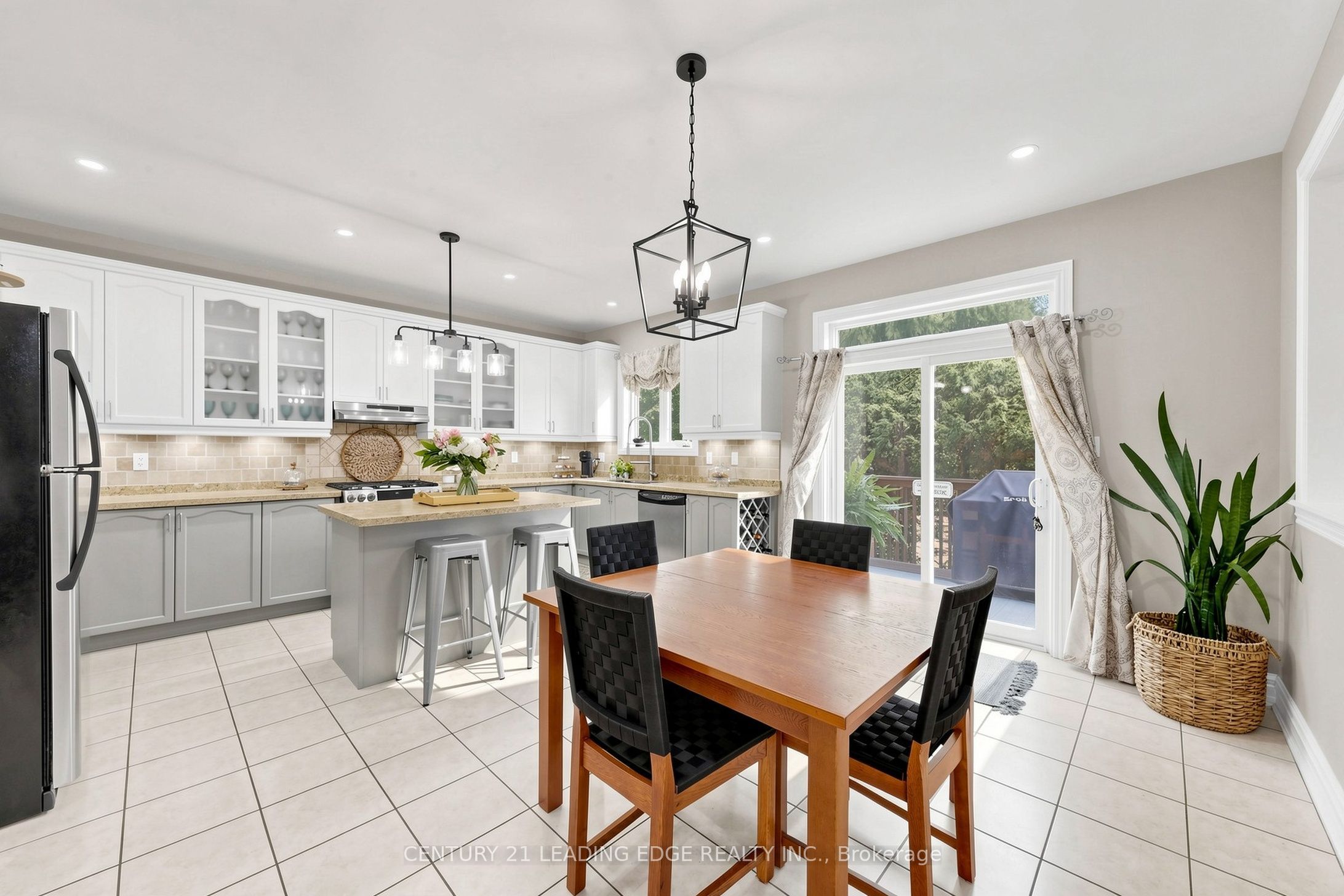 48 Tanis Crescent Property Photo 9