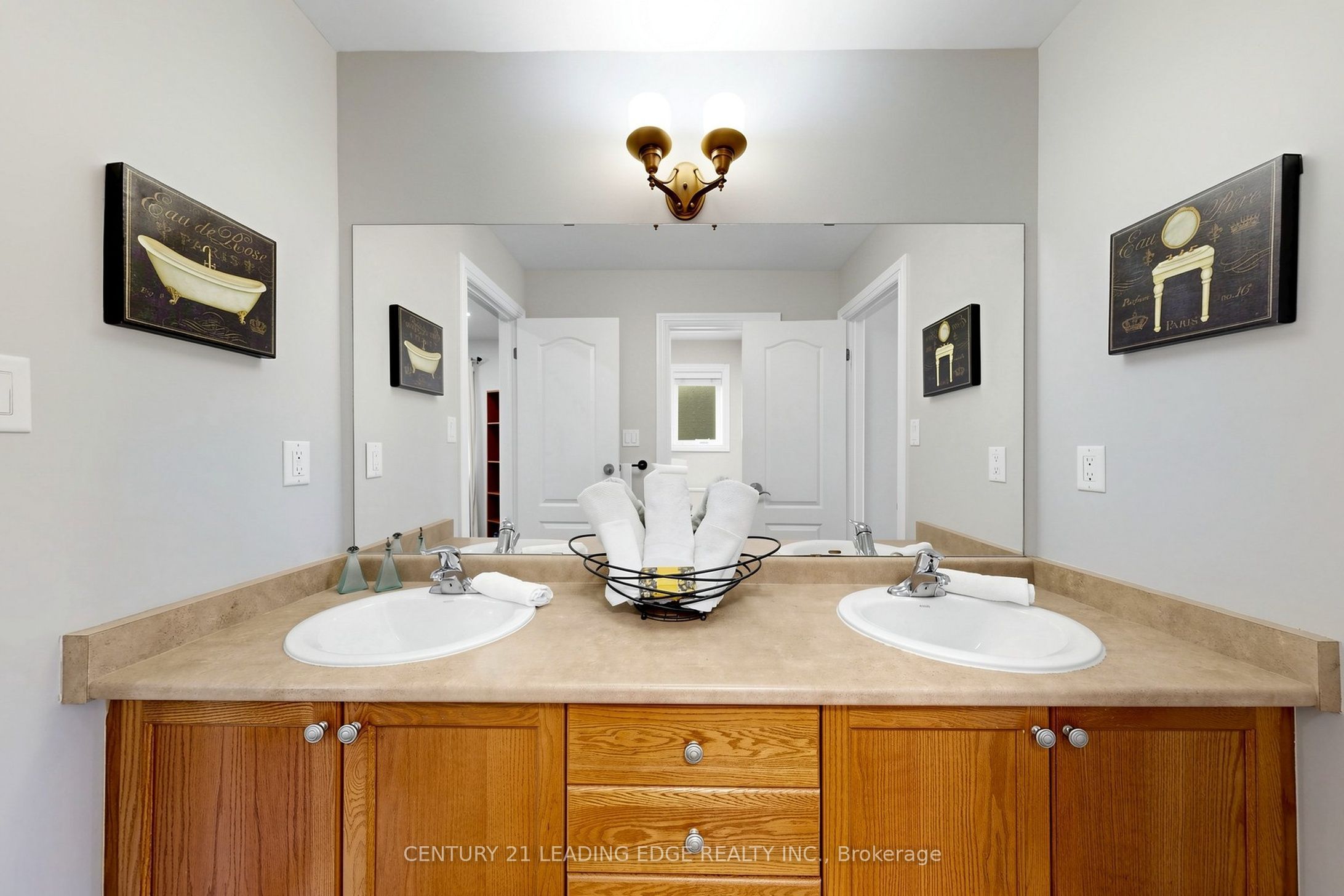 48 Tanis Crescent Property Photo 26
