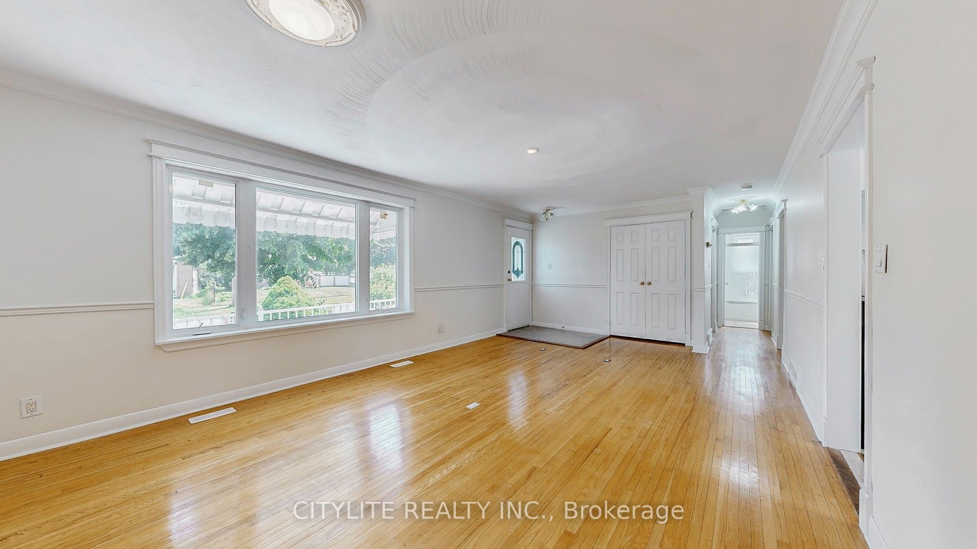 516 Monteith Avenue Property Photo 6