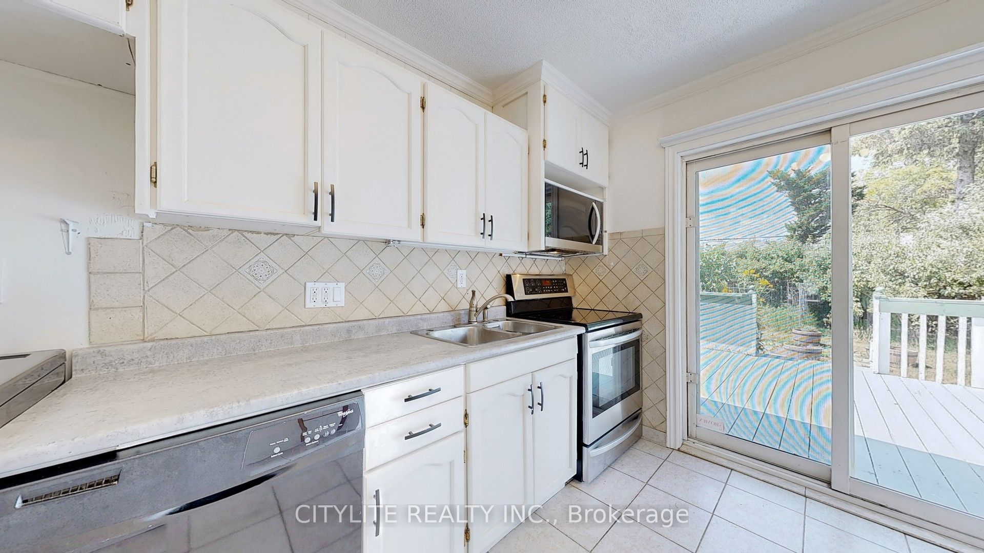 516 Monteith Avenue Property Photo 9