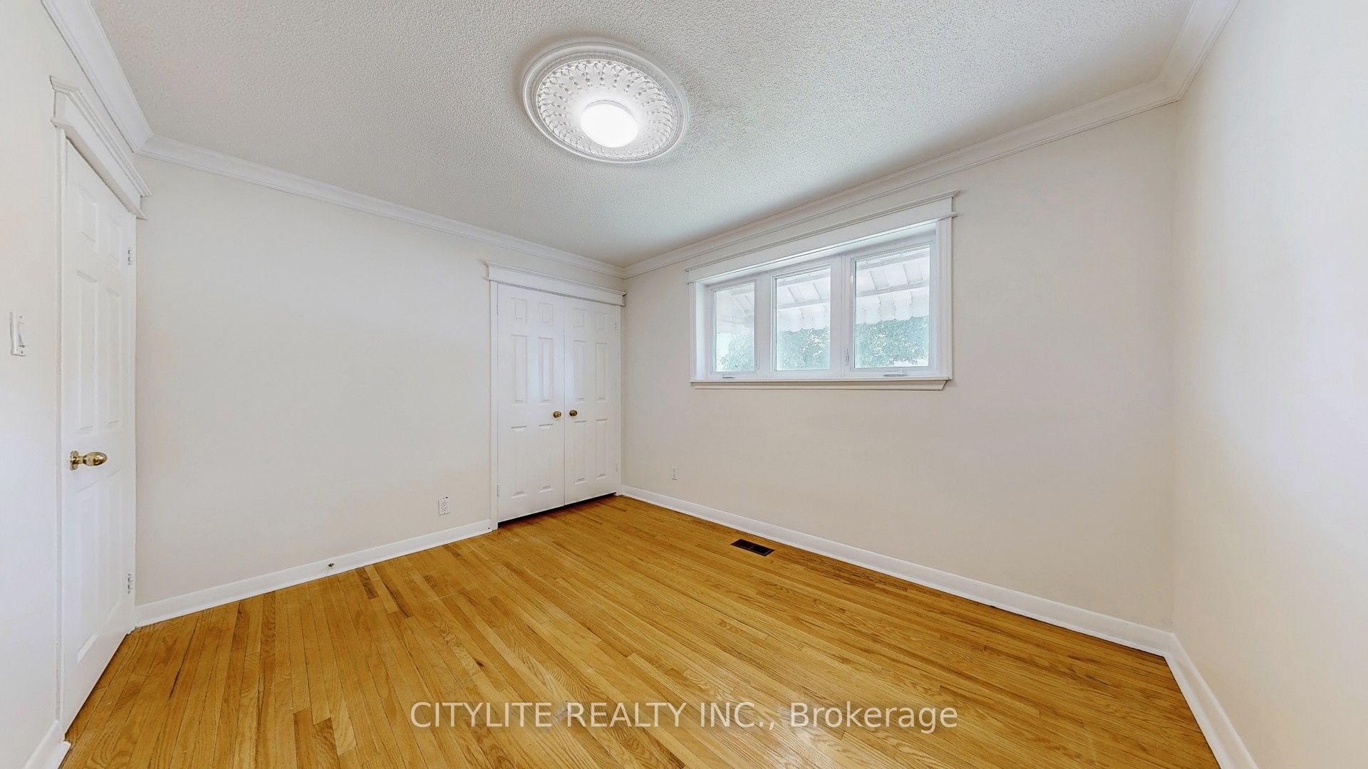 516 Monteith Avenue Property Photo 13