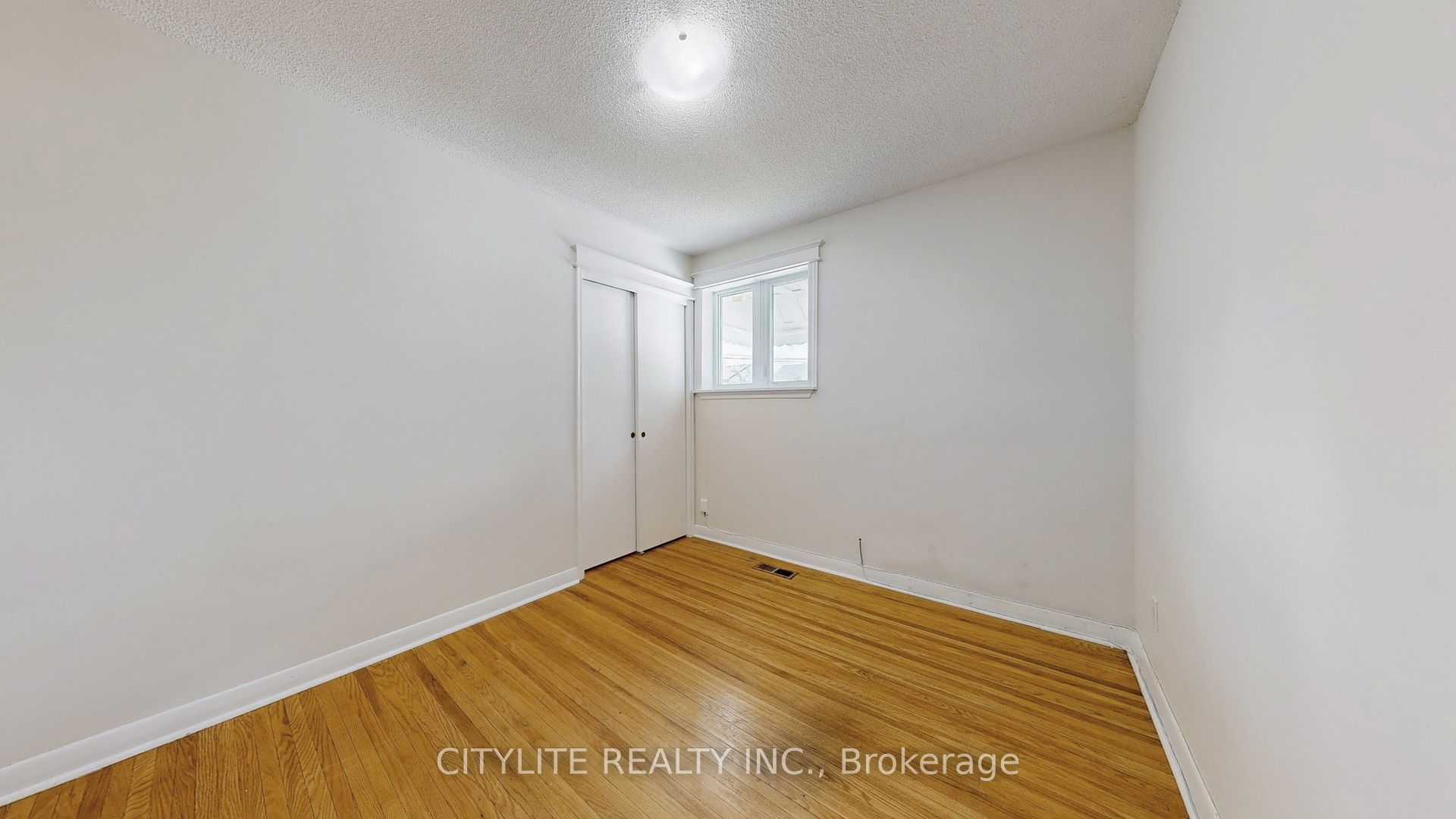 516 Monteith Avenue Property Photo 17
