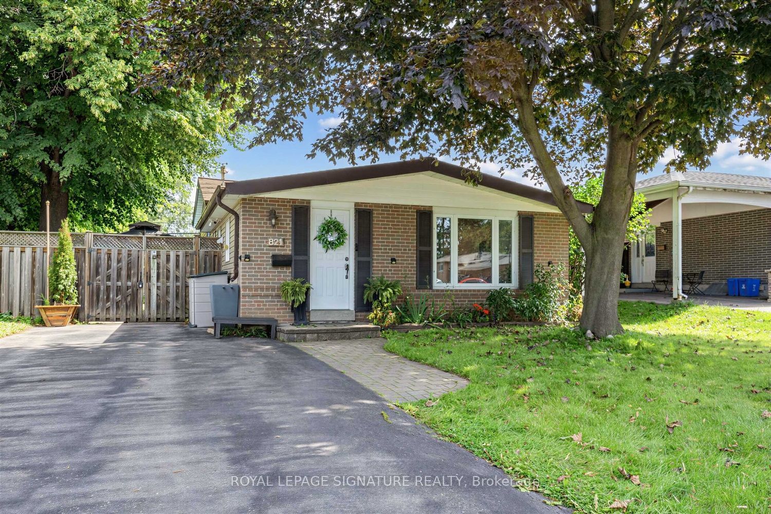 821 Krosno Boulevard Property Photo 2