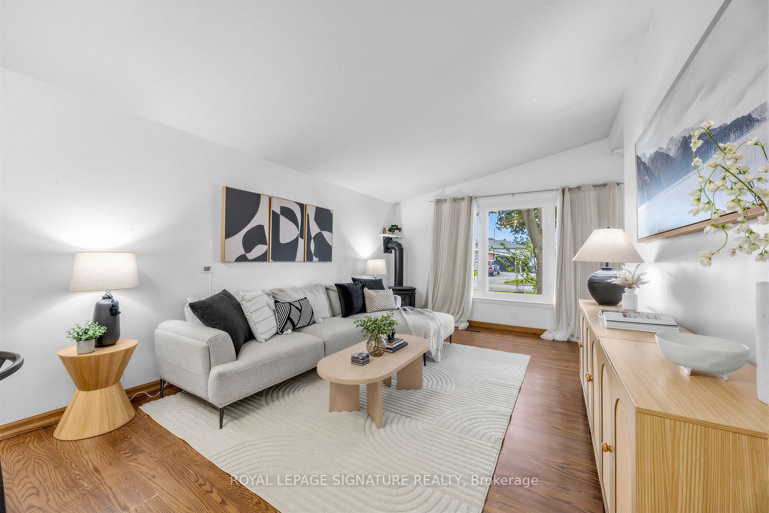 821 Krosno Boulevard Property Photo 6