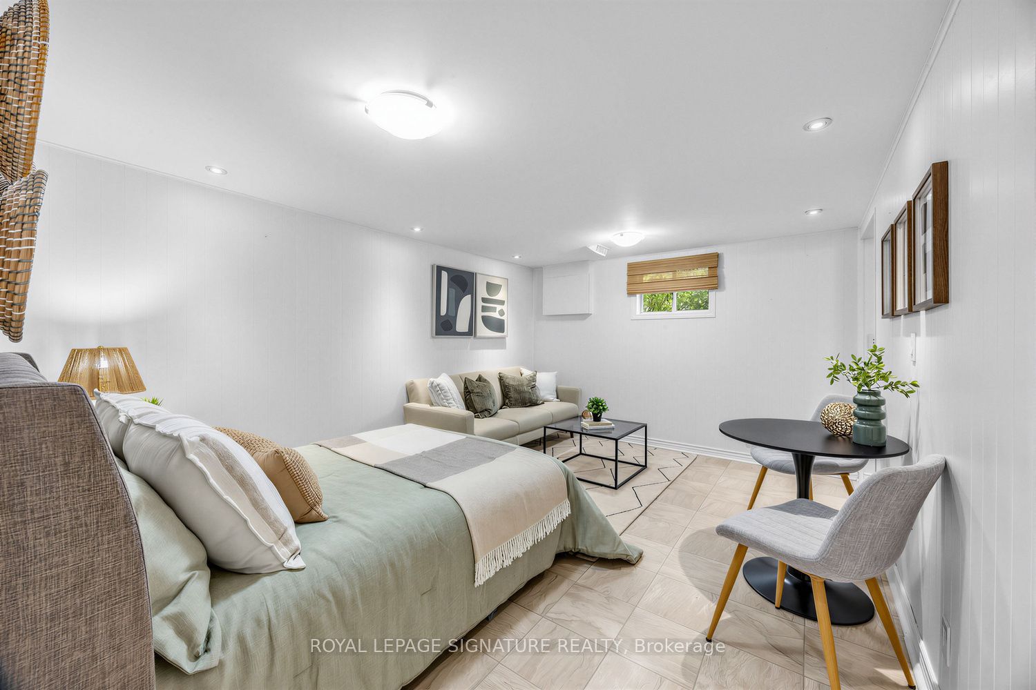 821 Krosno Boulevard Property Photo 18