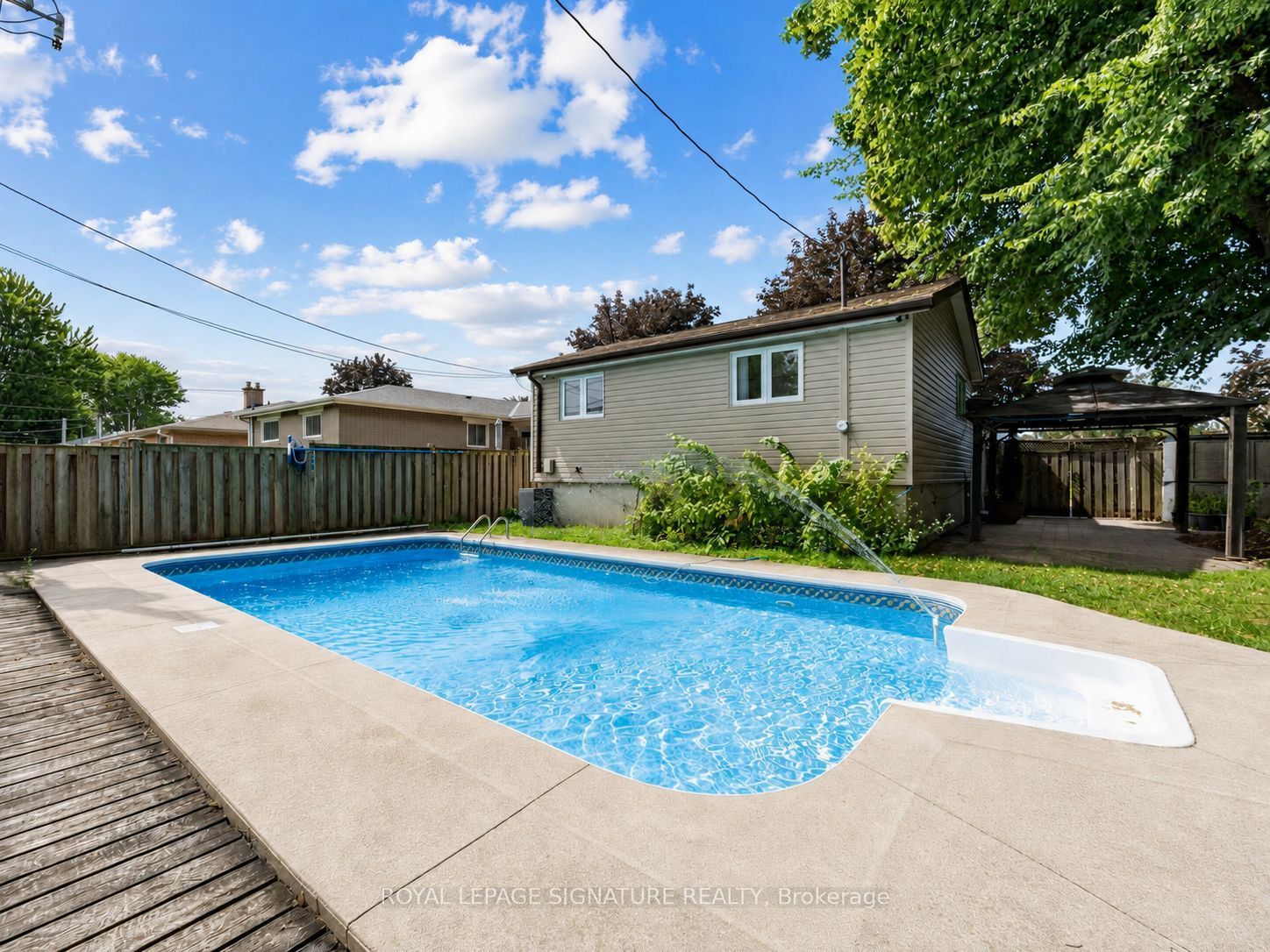 821 Krosno Boulevard Property Photo 24