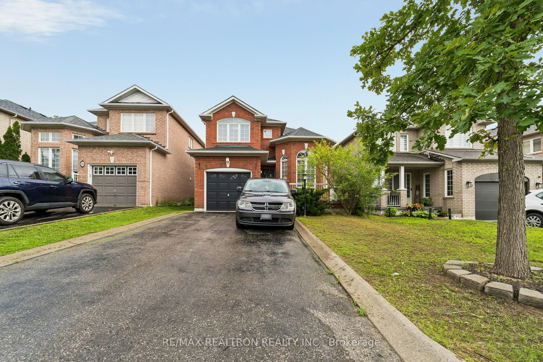 58 Lurosa Crescent Property Photo 1