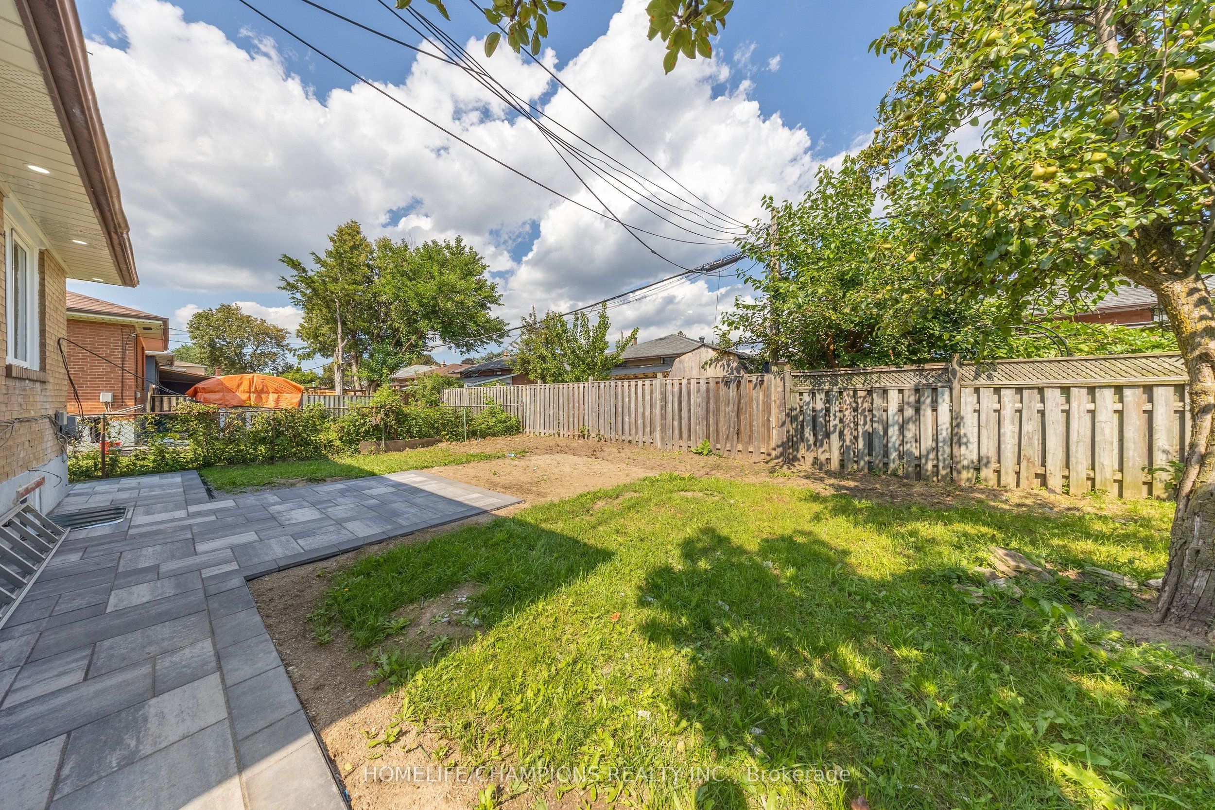 1083 Birchmount Road Property Photo 19