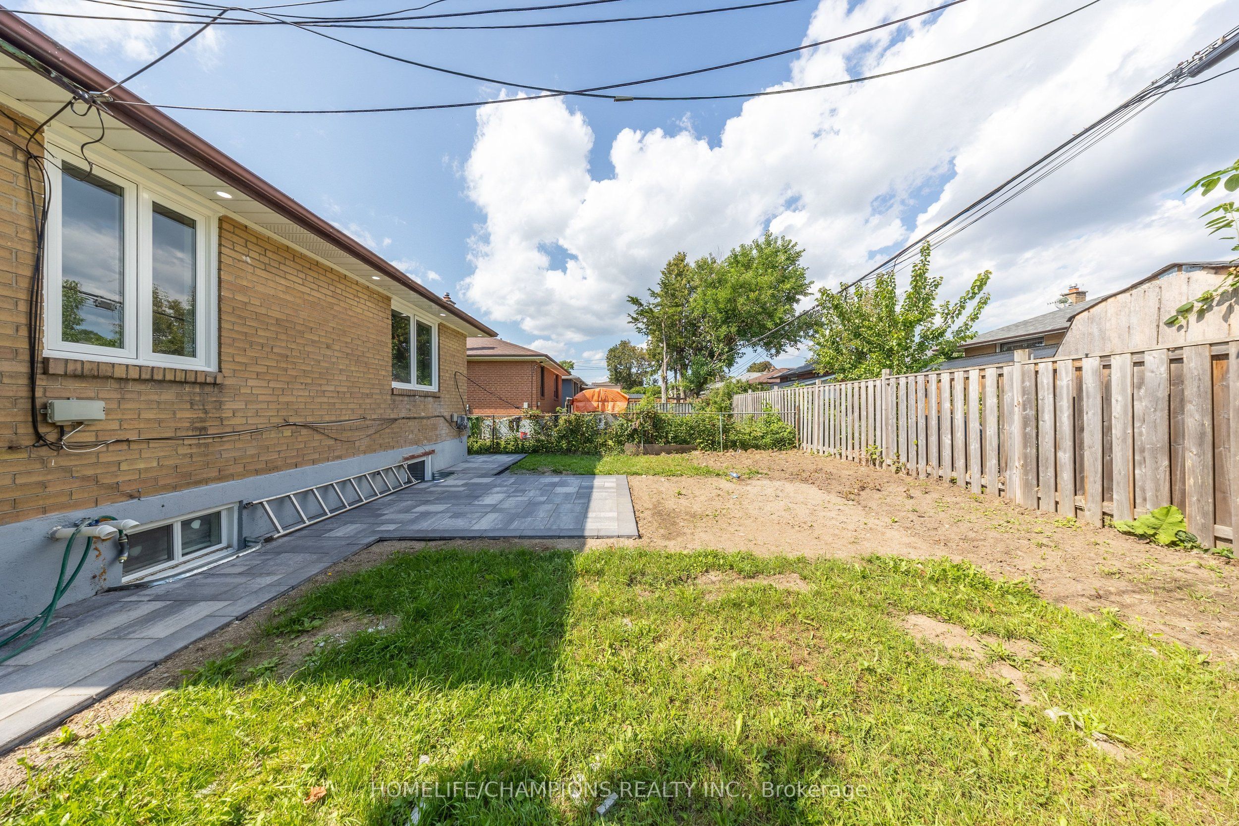1083 Birchmount Road Property Photo 20