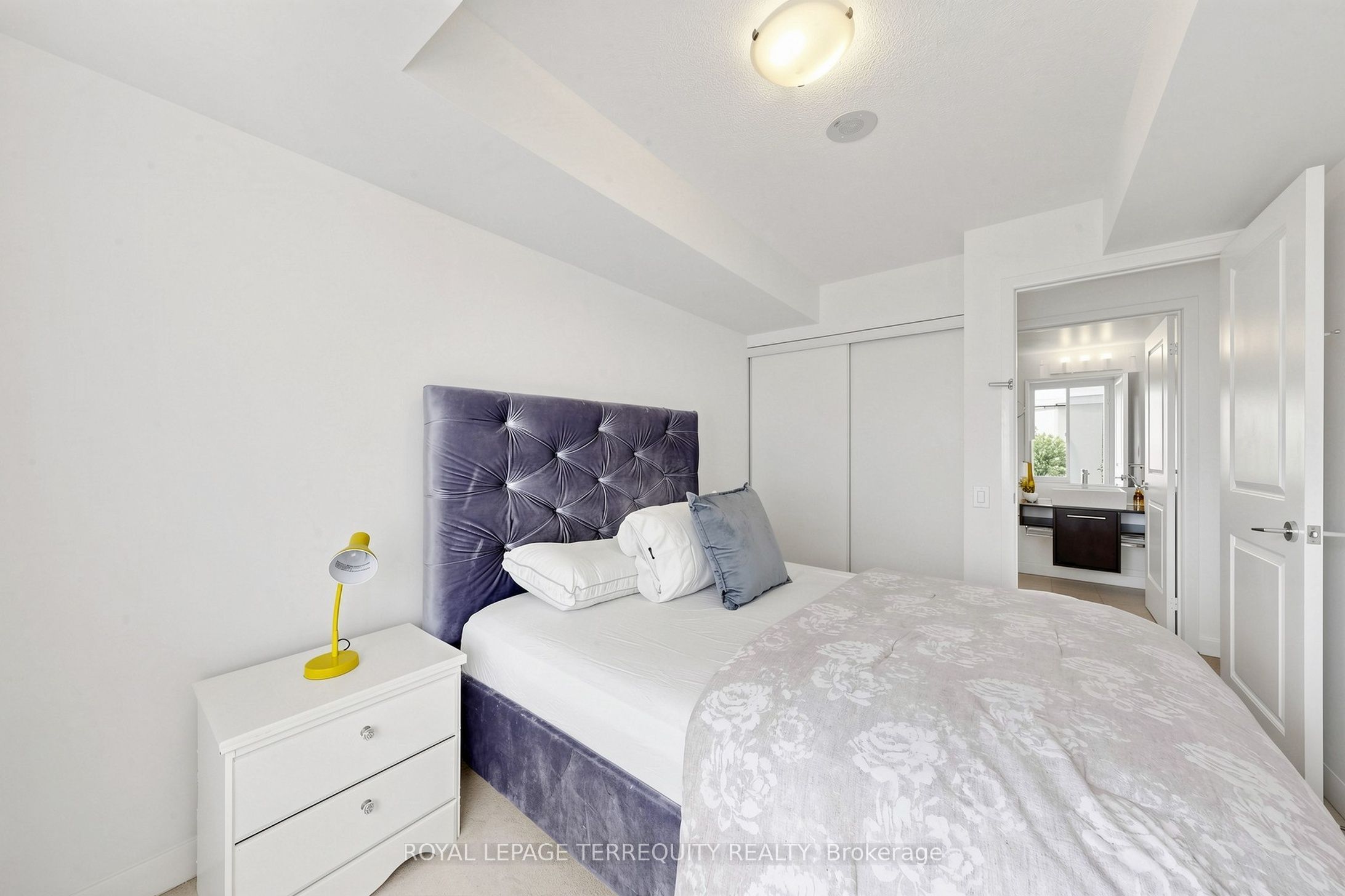 25 Town Centre Court 2105 Property Photo 33