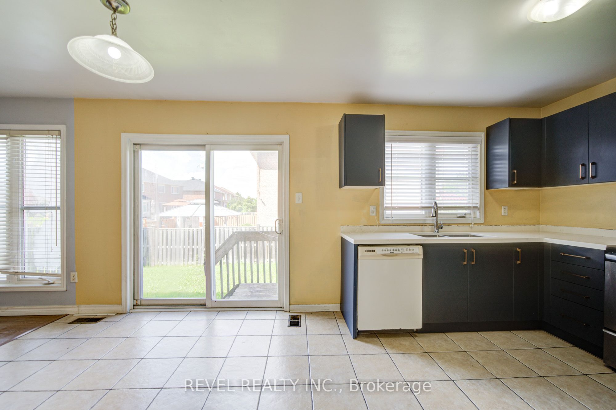 112 Rouge River Drive Property Photo 17