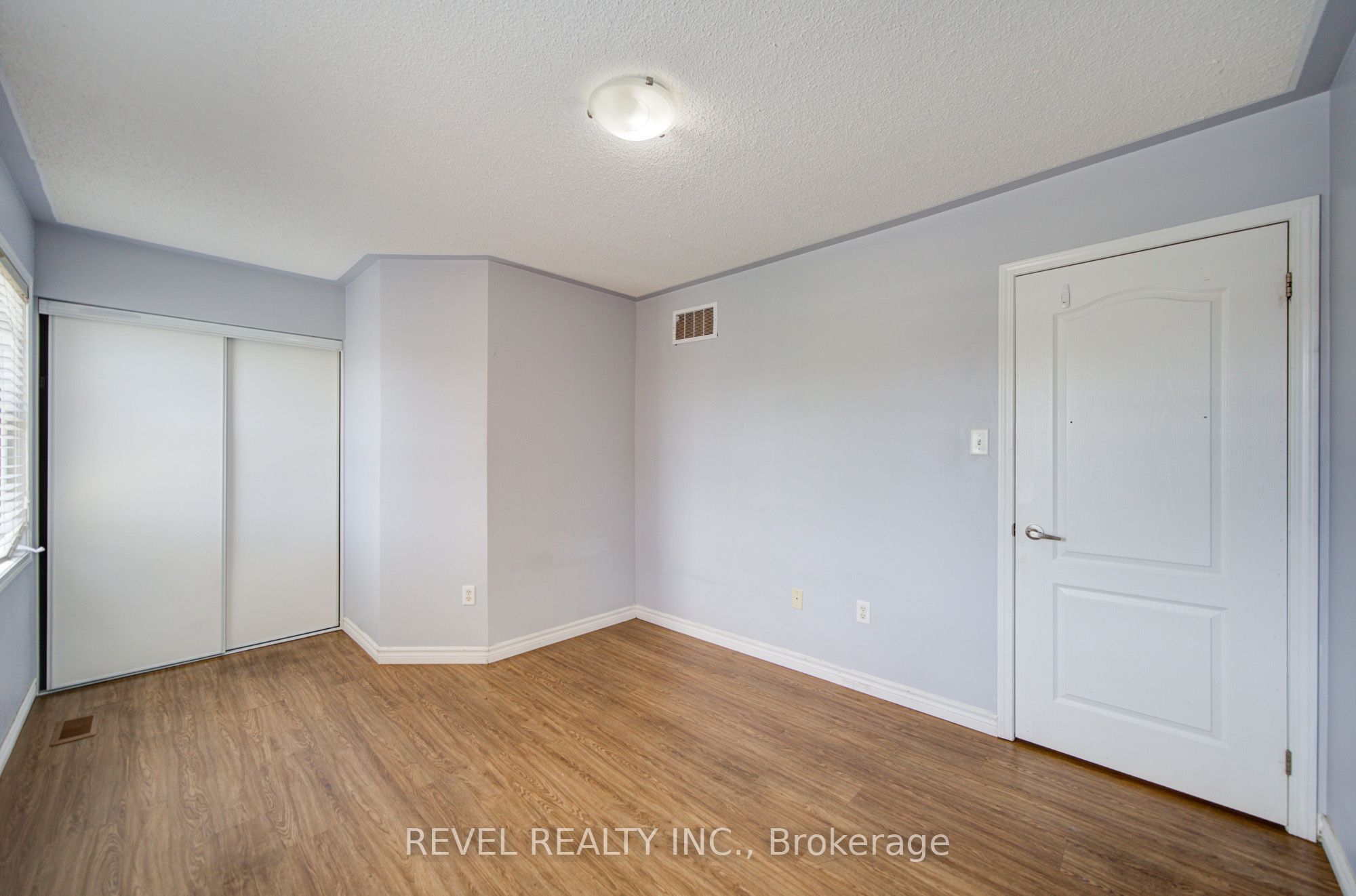 112 Rouge River Drive Property Photo 34