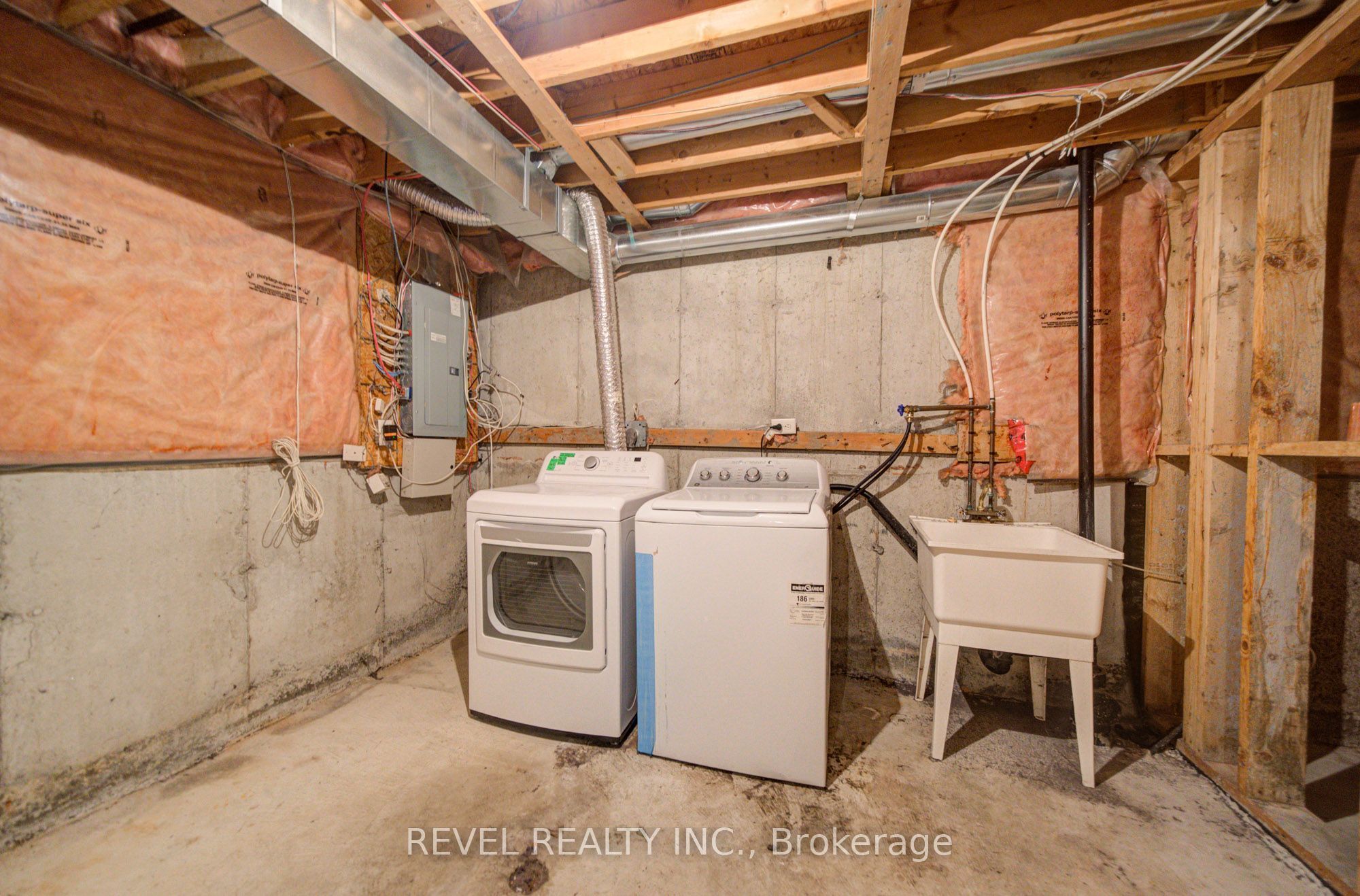 112 Rouge River Drive Property Photo 43