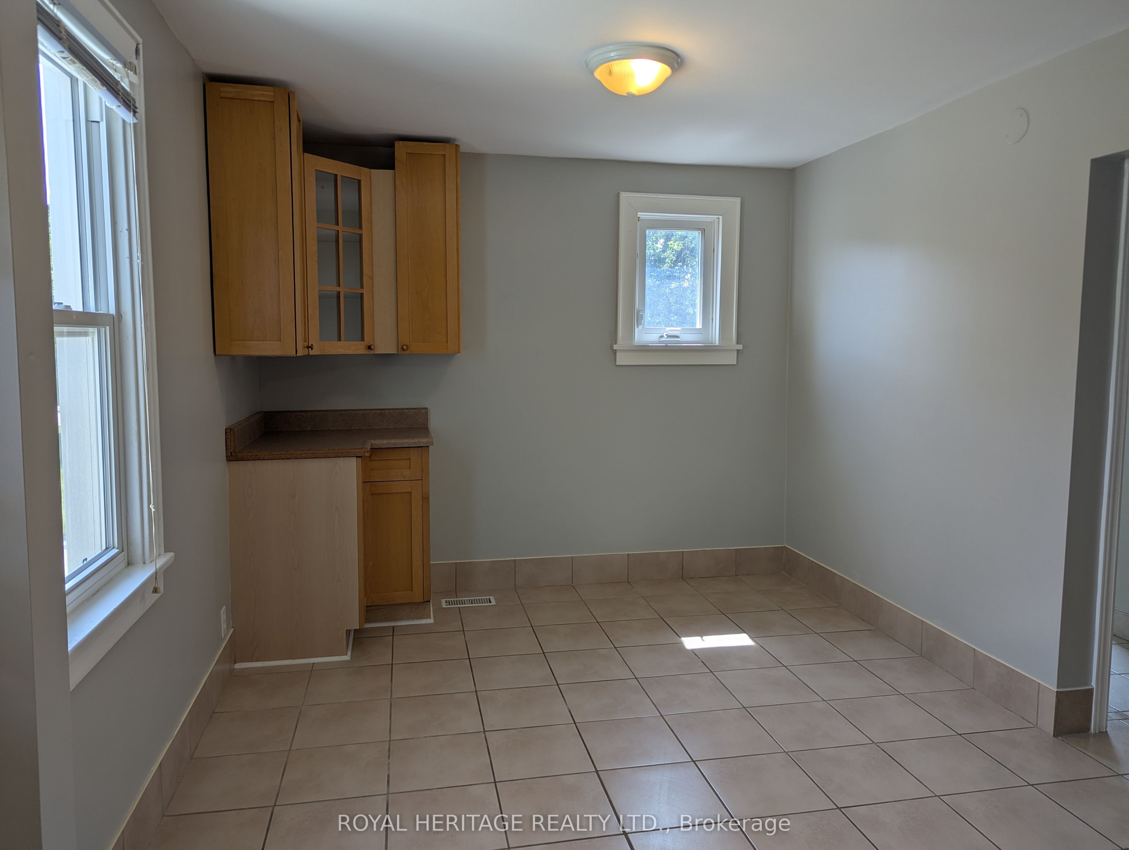 951 Dundas Street E 1 Property Photo 8