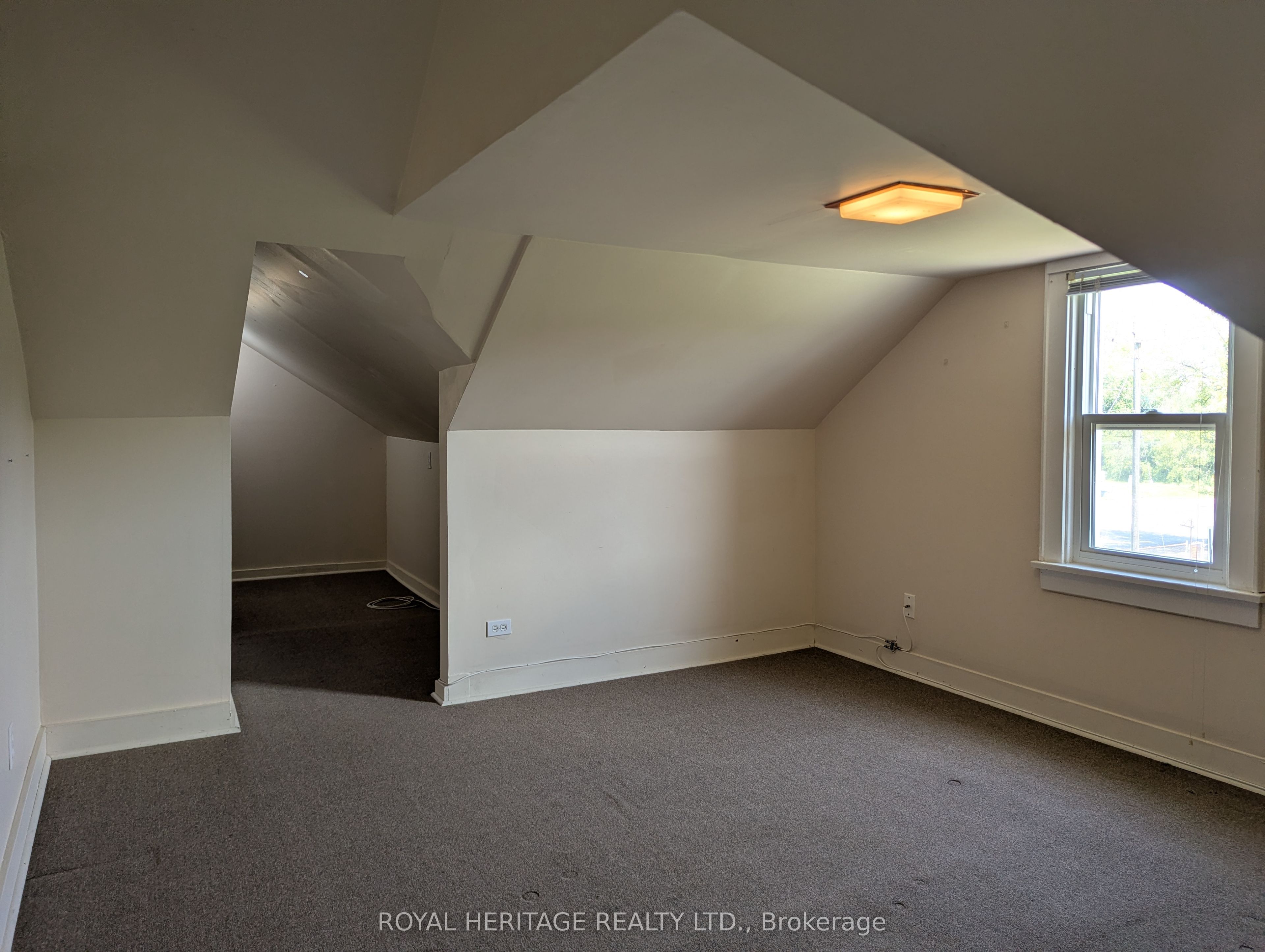 951 Dundas Street E 1 Property Photo 16