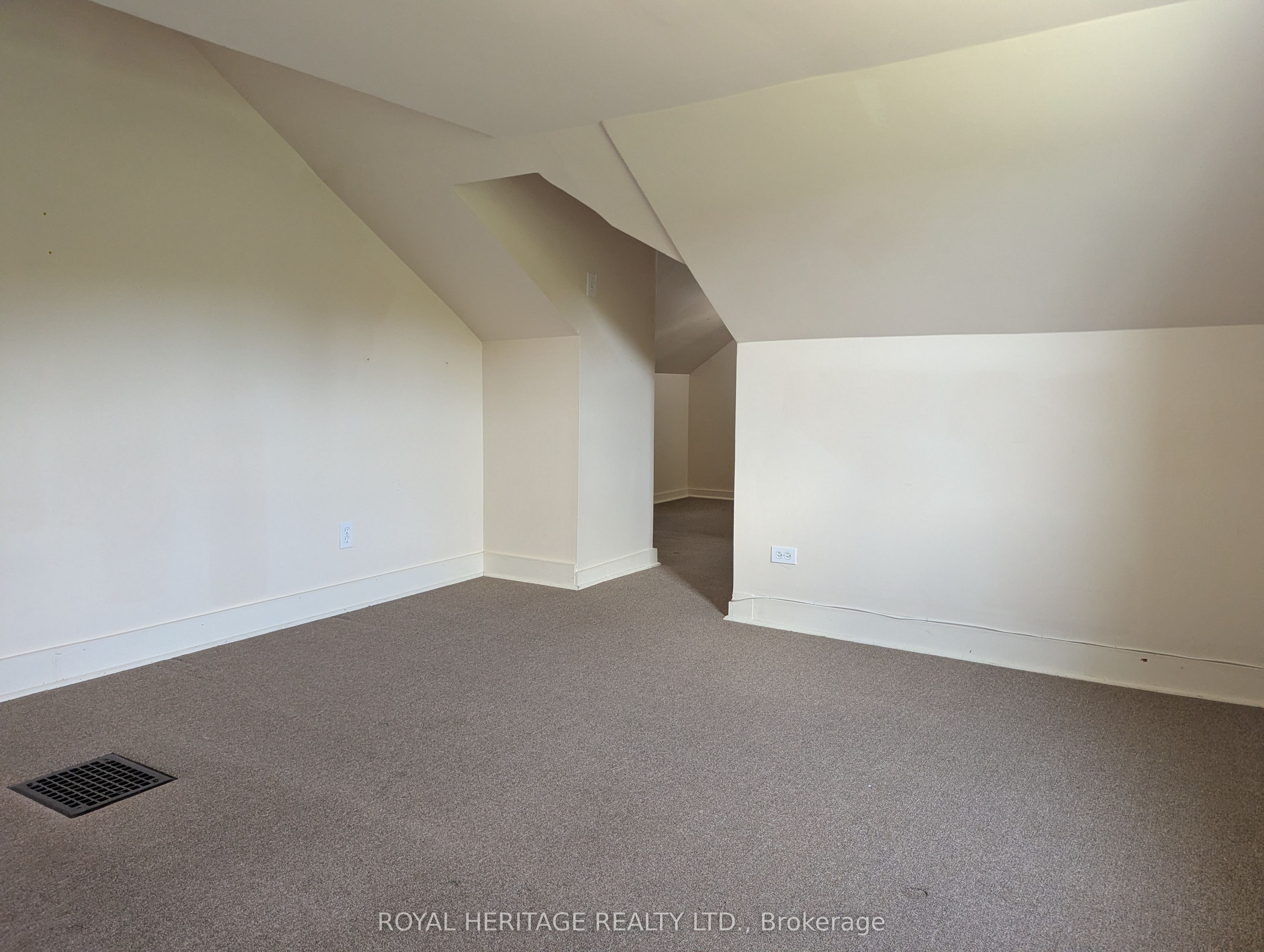 951 Dundas Street E 1 Property Photo 17