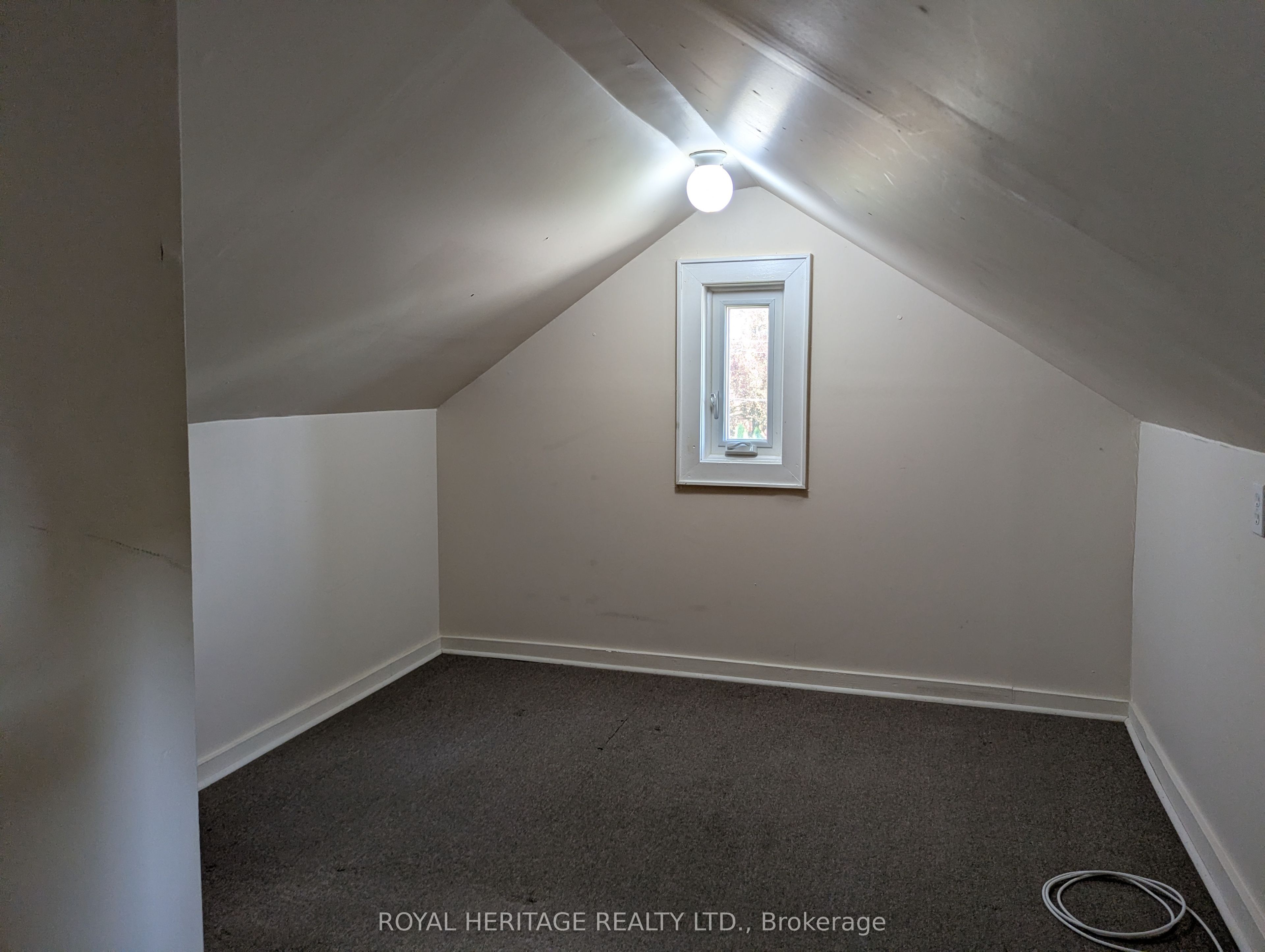 951 Dundas Street E 1 Property Photo 18