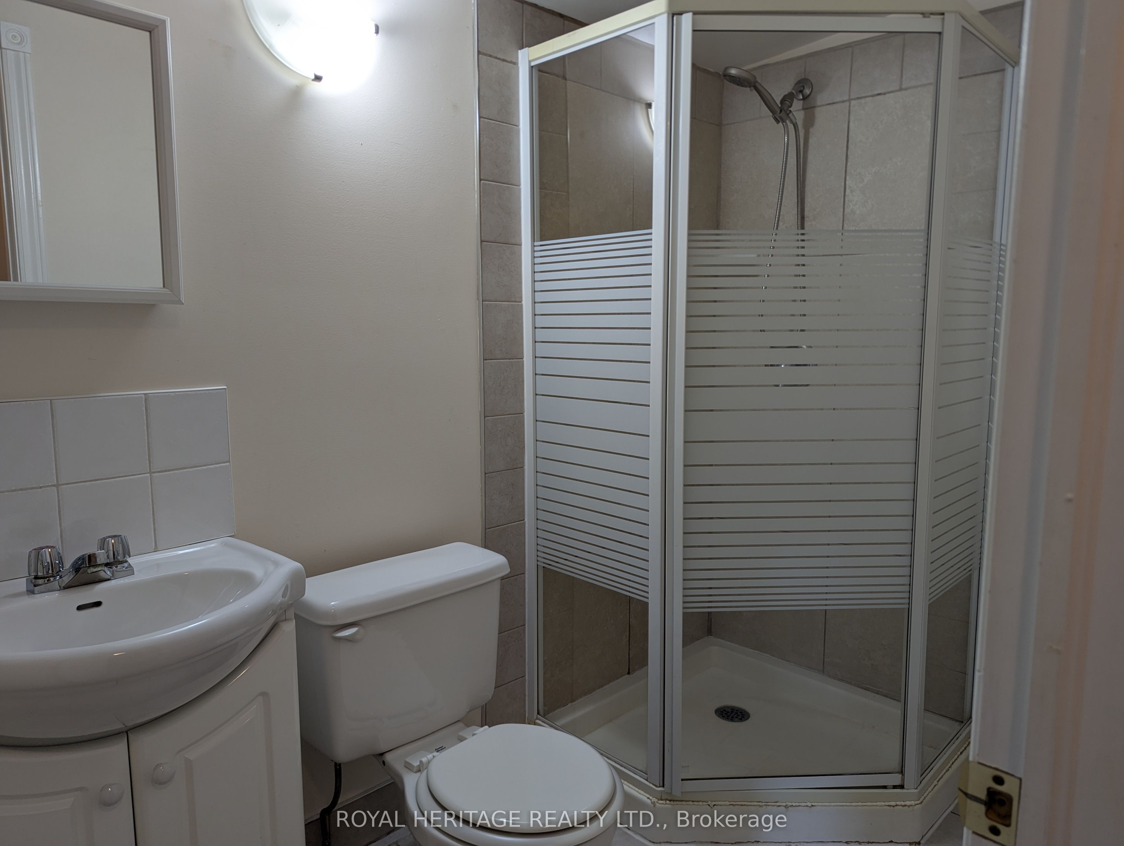 951 Dundas Street E 1 Property Photo 20