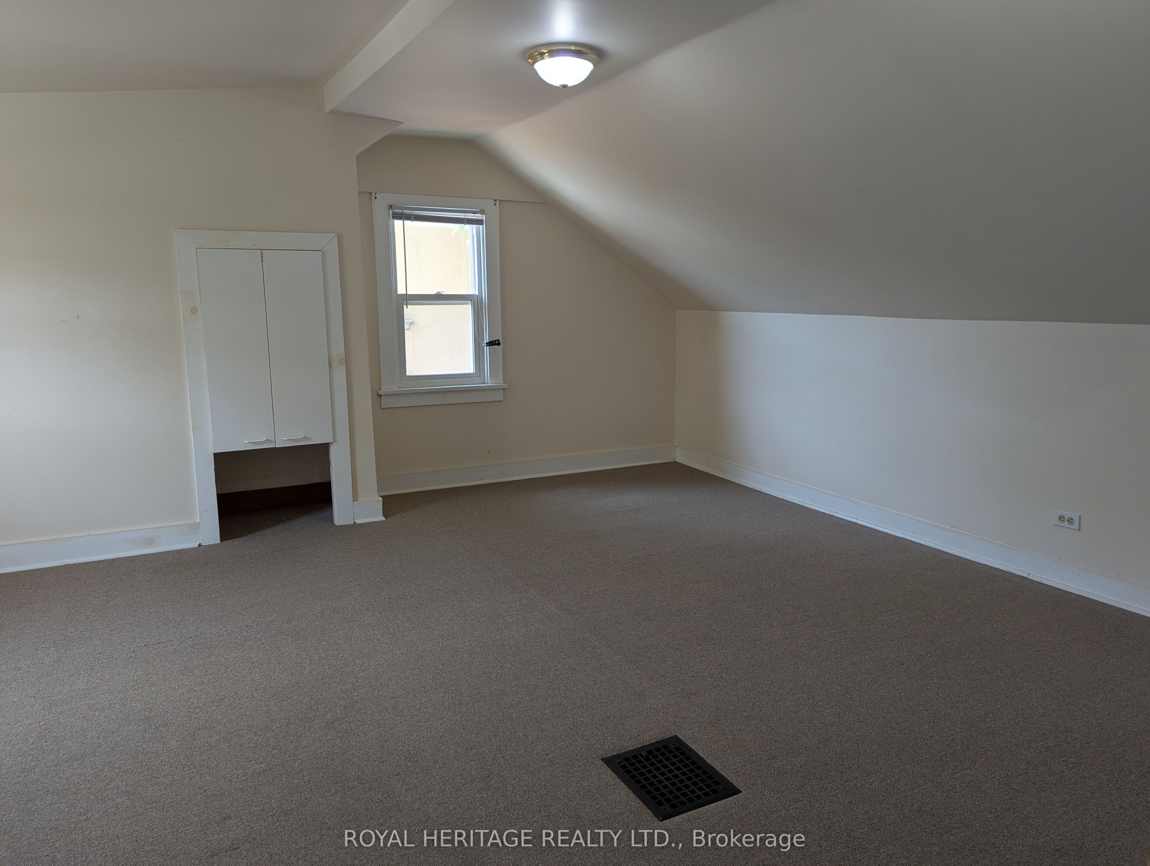 951 Dundas Street E 1 Property Photo 22