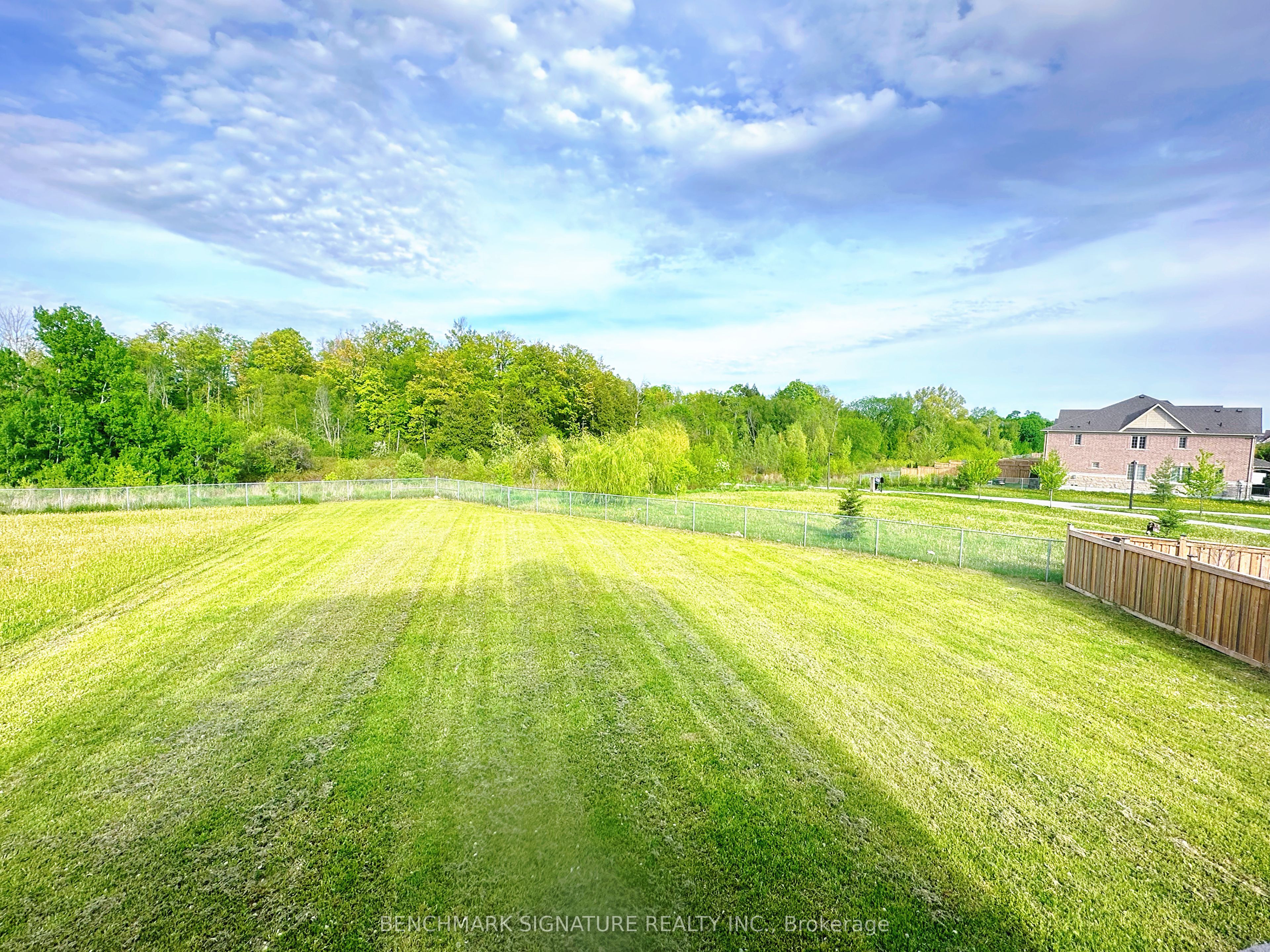 2481 Bandsman Crescent Property Photo 29