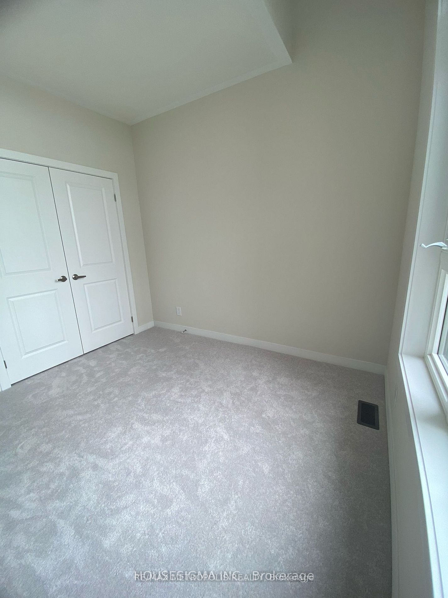 3110 Sideline Rd 16 Road Property Photo 4