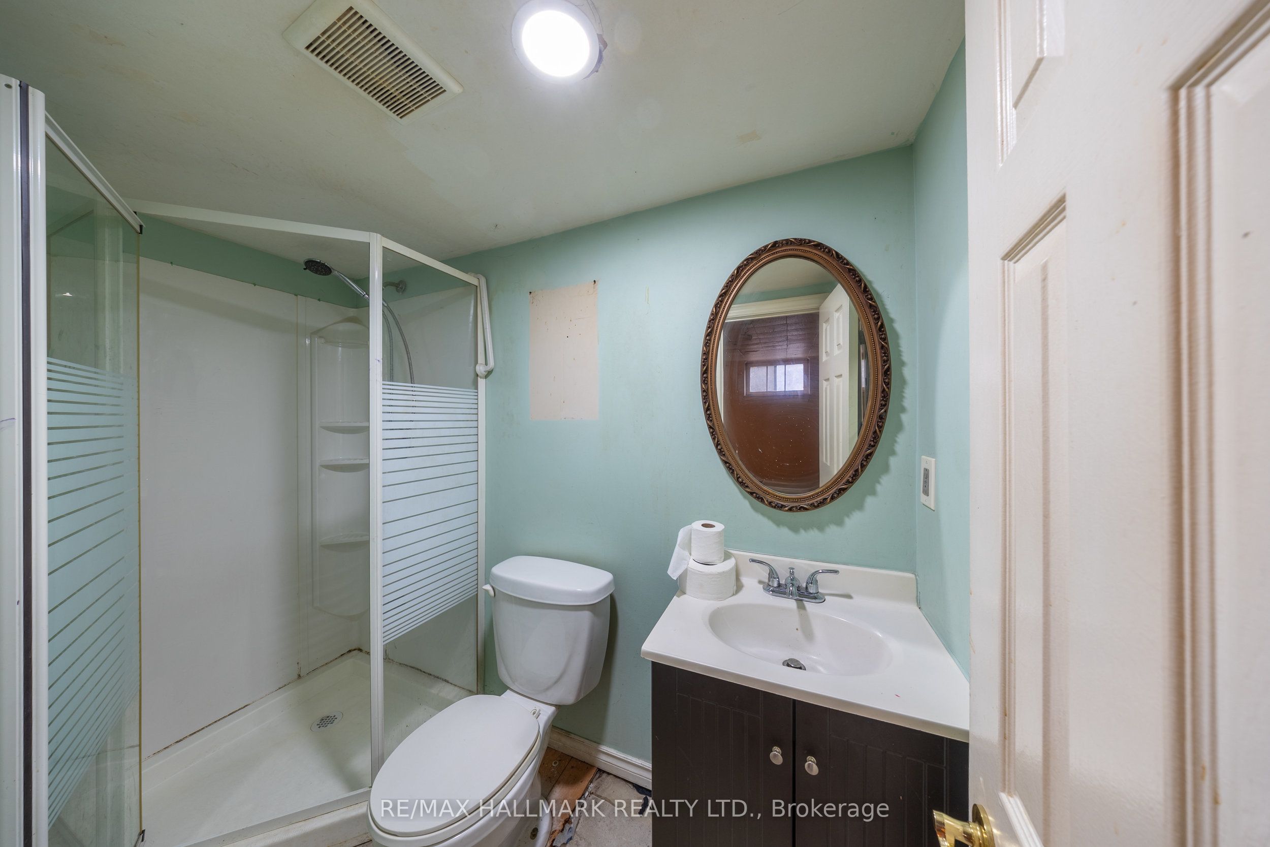 1911 Glenview Road Property Photo 20