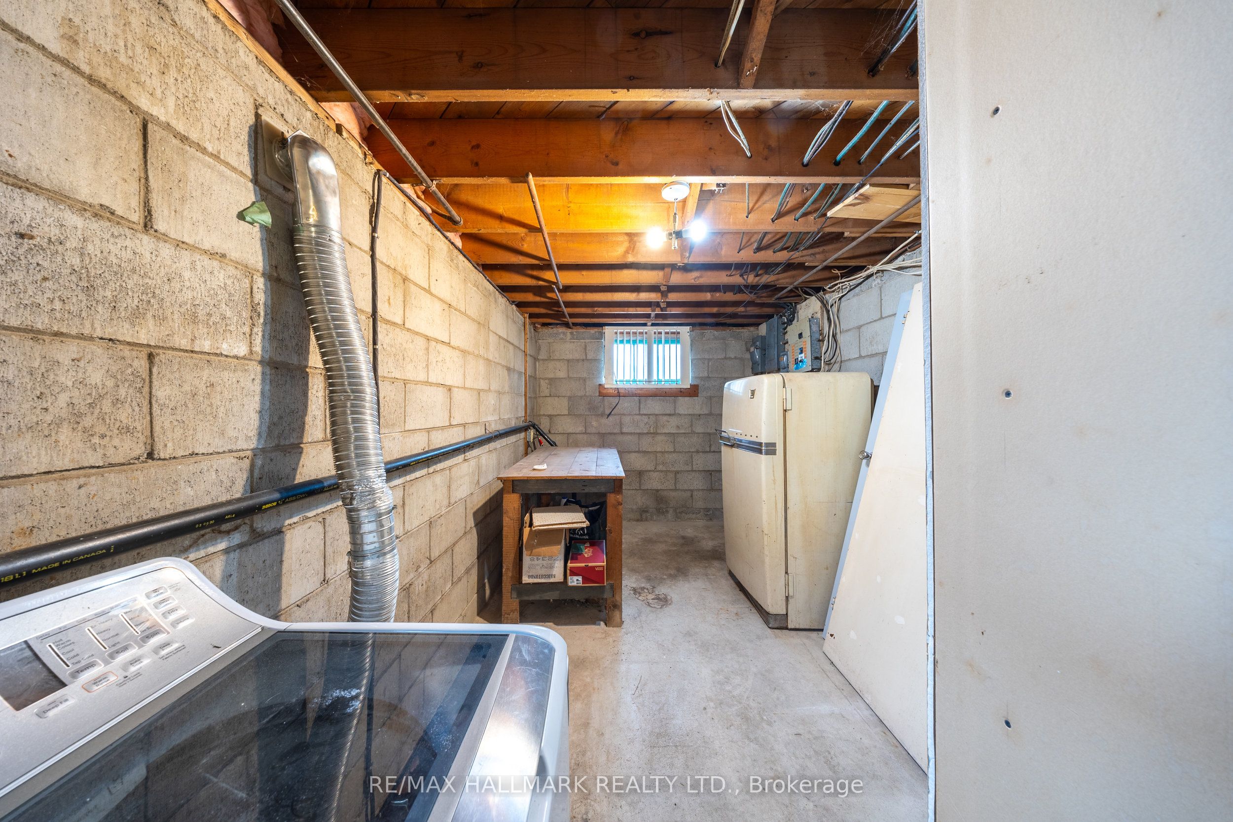 1911 Glenview Road Property Photo 25