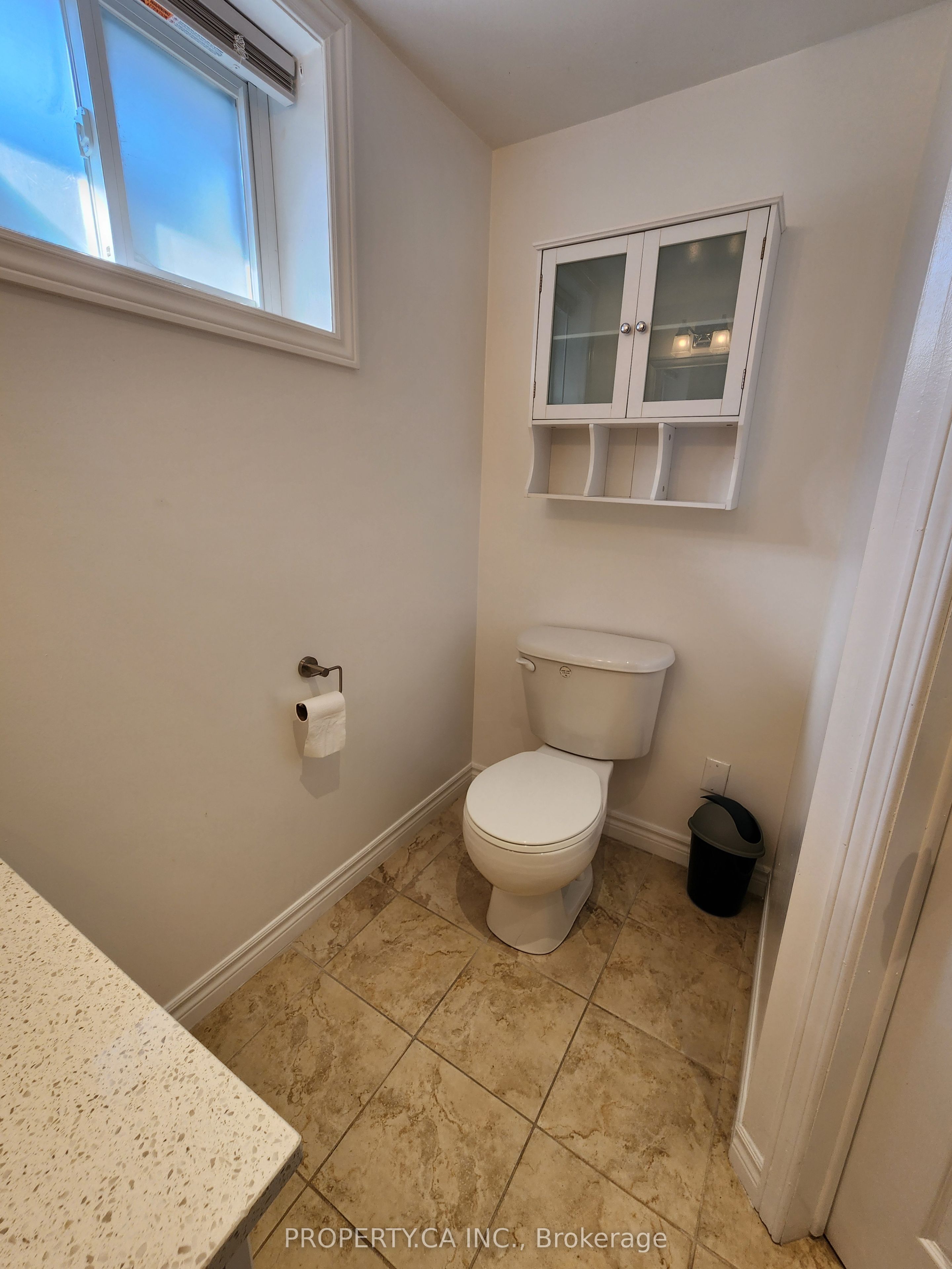 159 Sandyhook Square Bsmt Property Photo 9