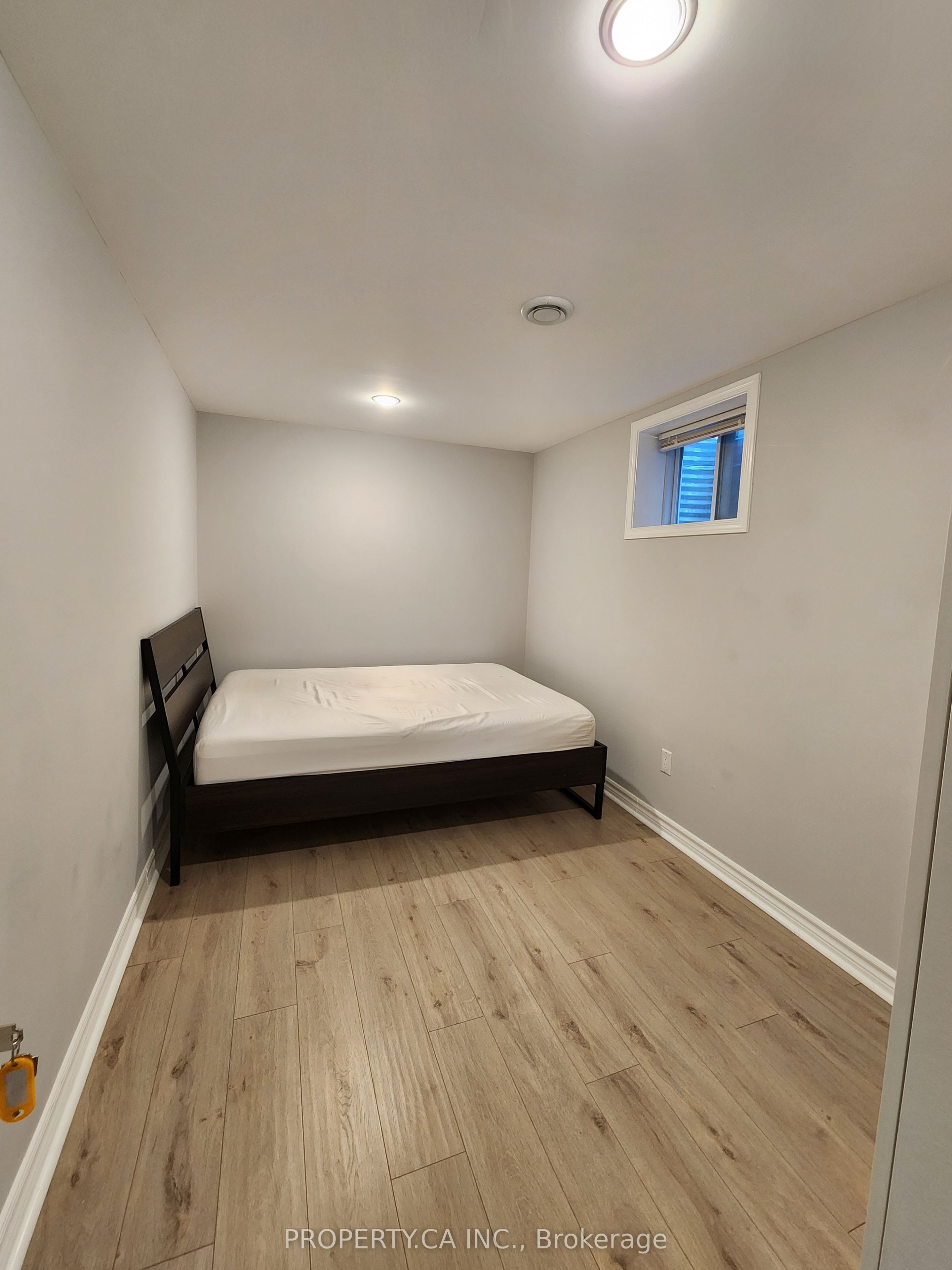 159 Sandyhook Square Bsmt Property Photo 10