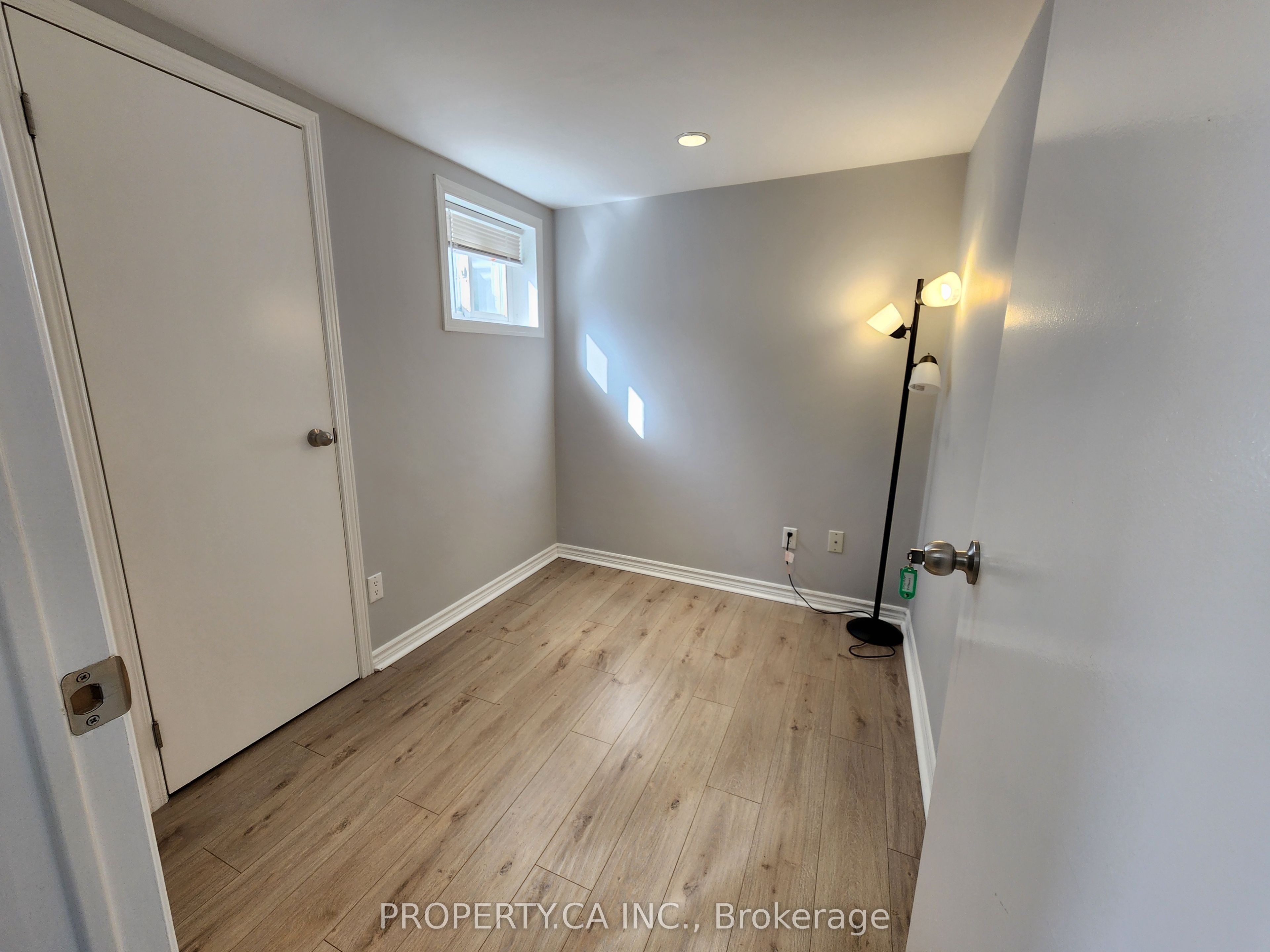 159 Sandyhook Square Bsmt Property Photo 14