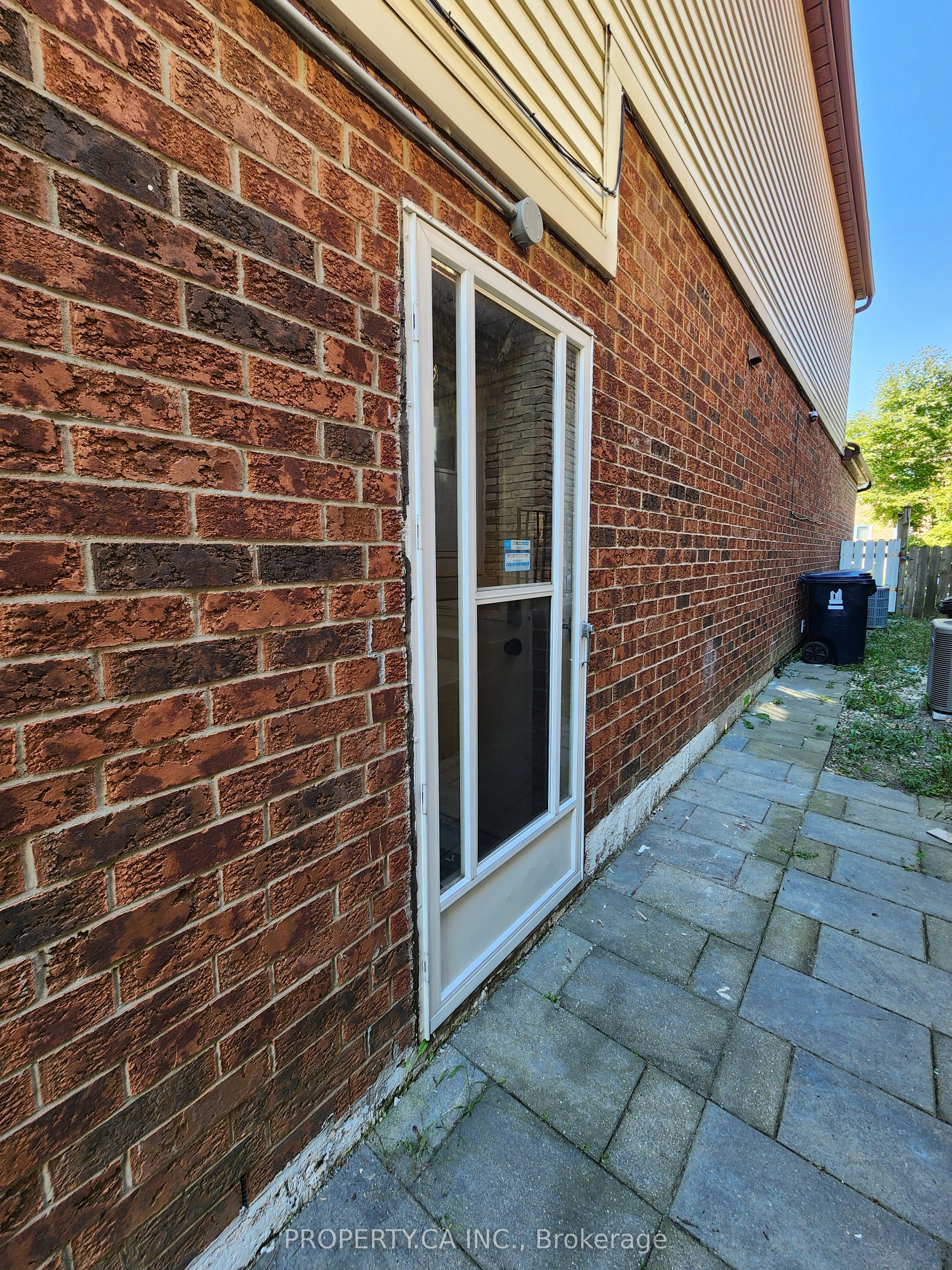 159 Sandyhook Square Bsmt Property Photo 16