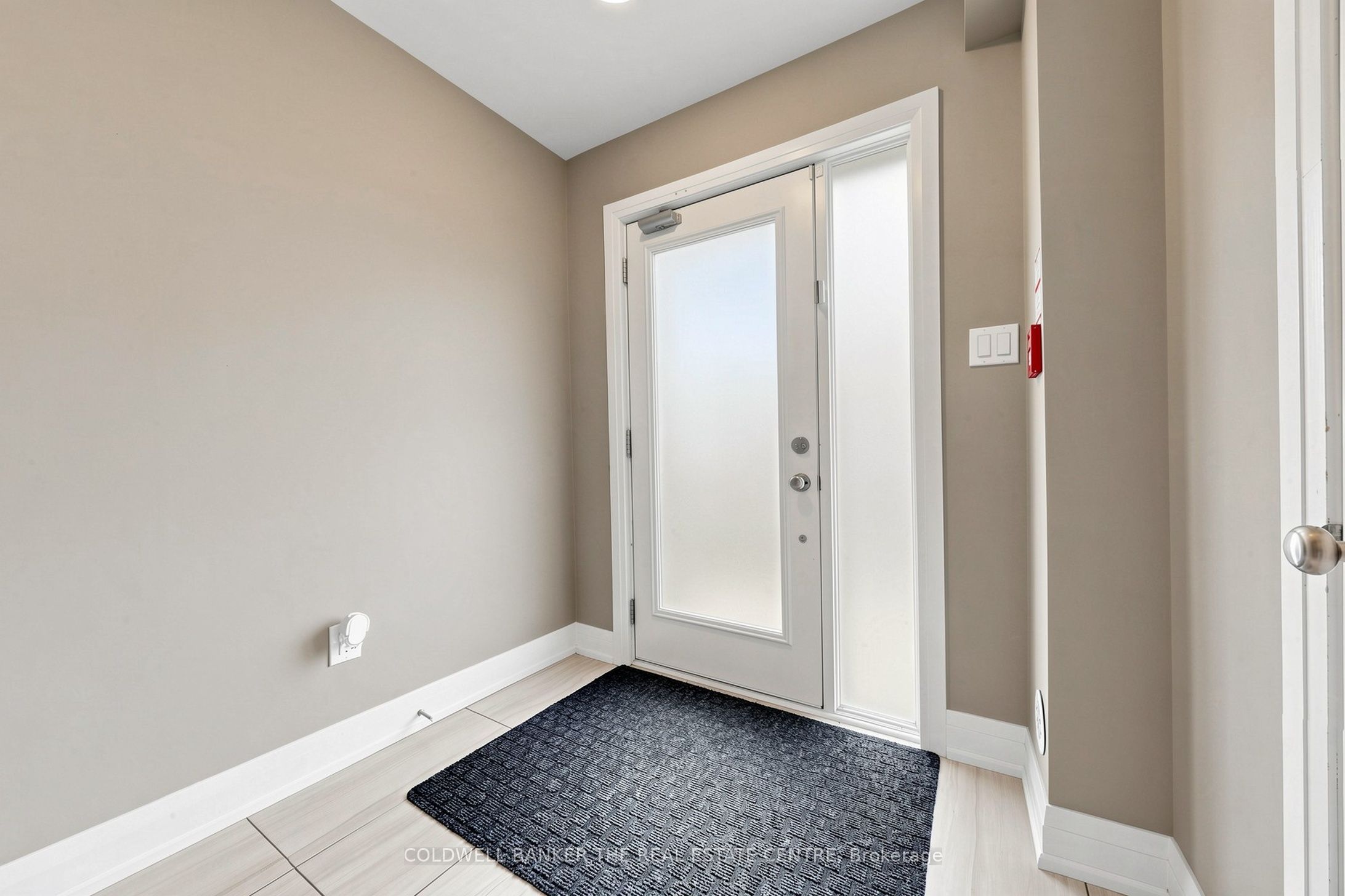1870 Altona Road #36 Property Photo 4