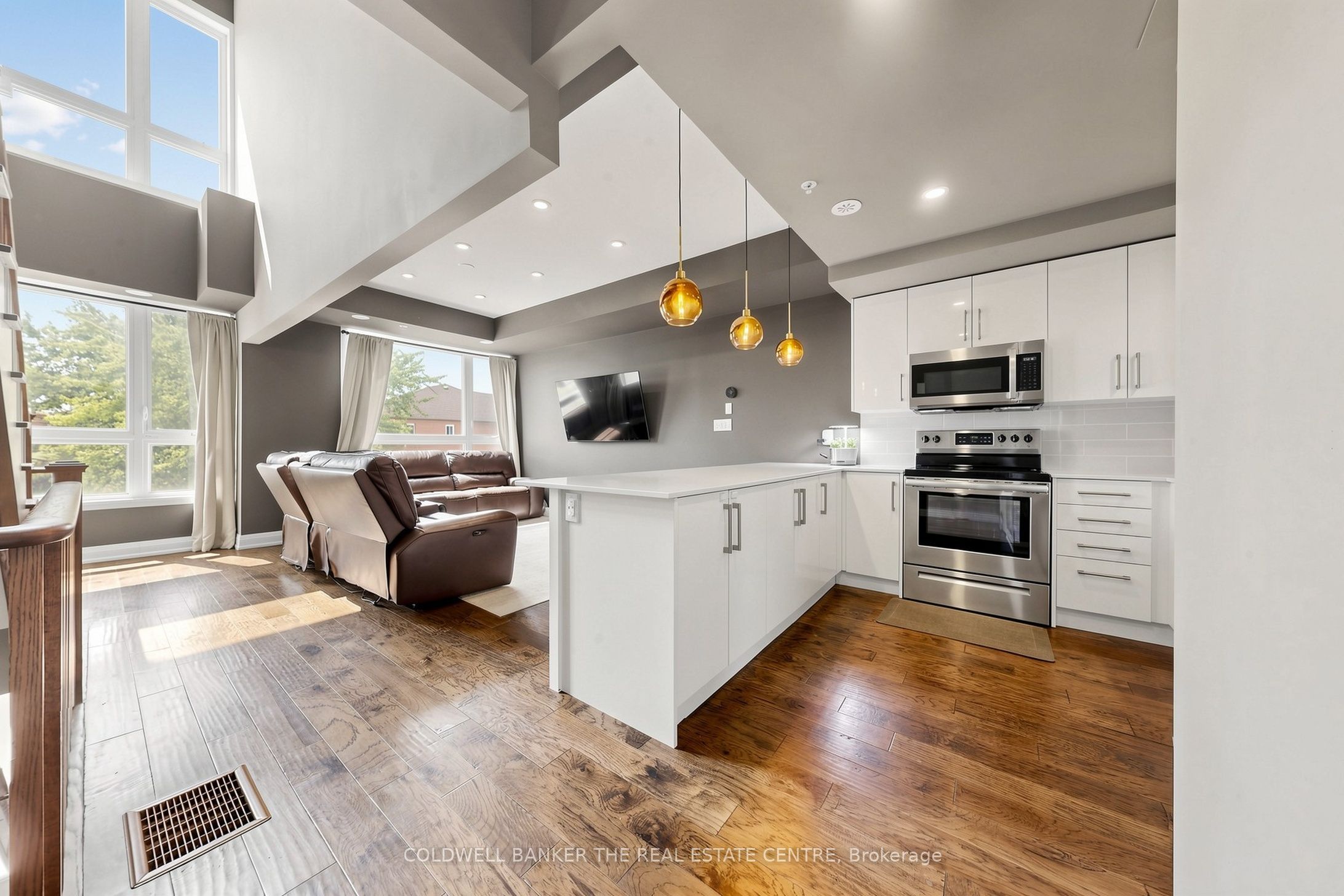 1870 Altona Road #36 Property Photo 5