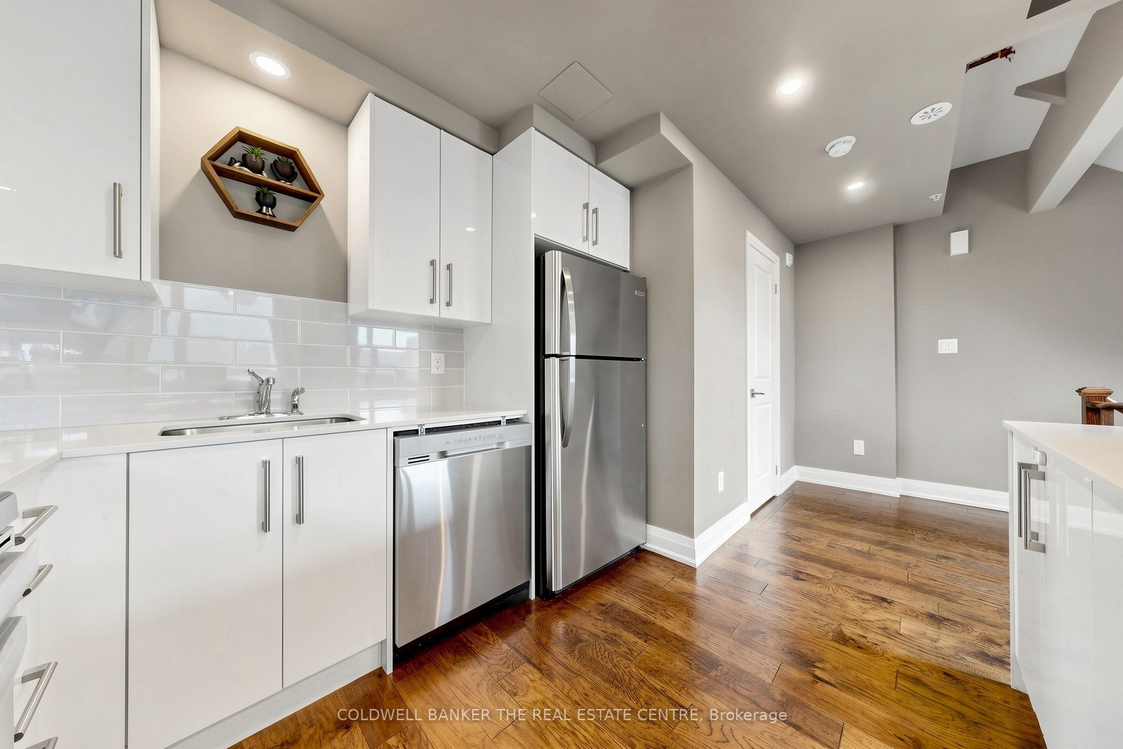 1870 Altona Road #36 Property Photo 8