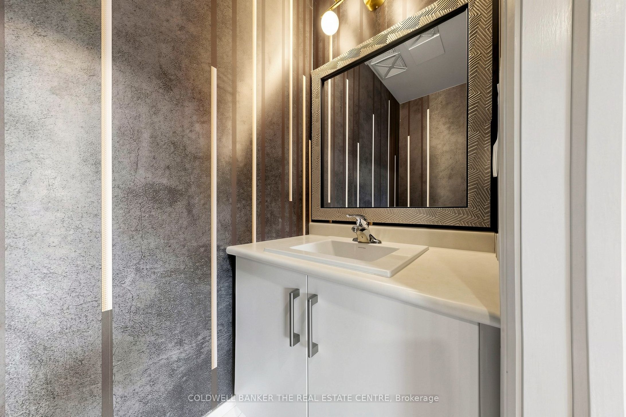 1870 Altona Road #36 Property Photo 12