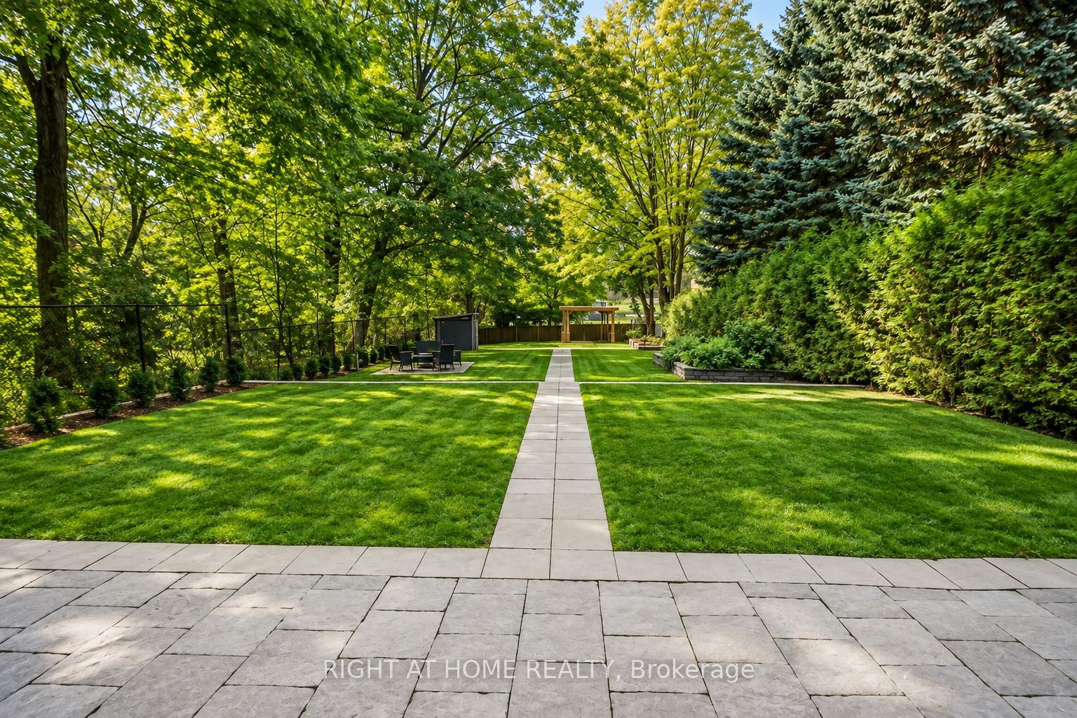 64 Larwood Boulevard Property Photo 3