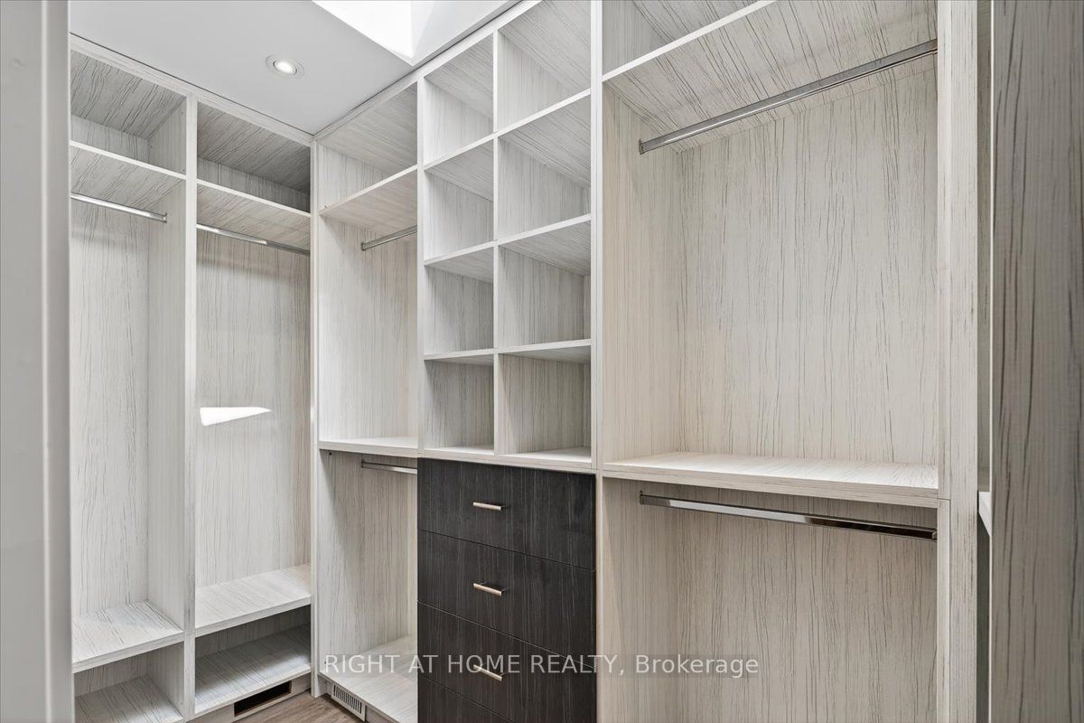 64 Larwood Boulevard Property Photo 26