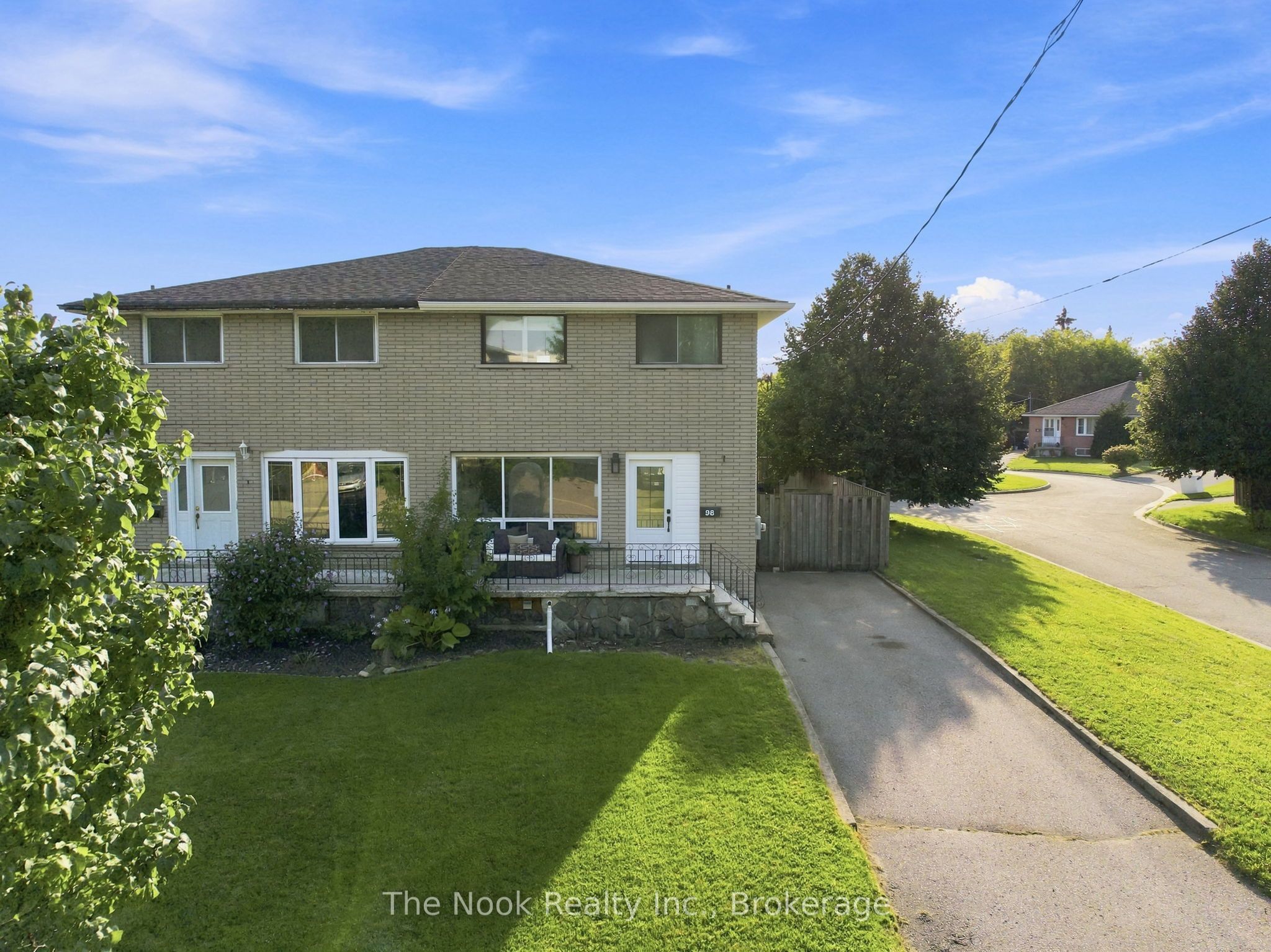 98 Durham Street Property Photo 3