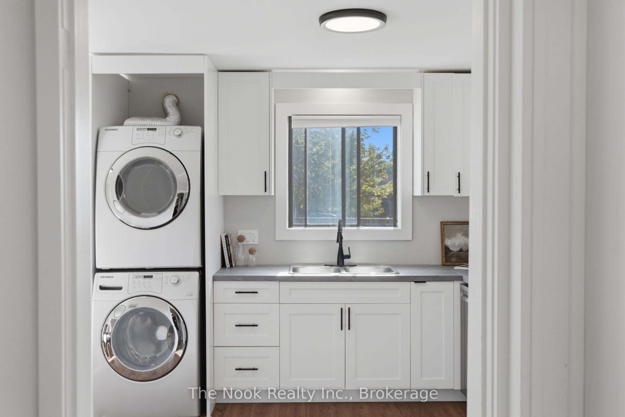 98 Durham Street Property Photo 14