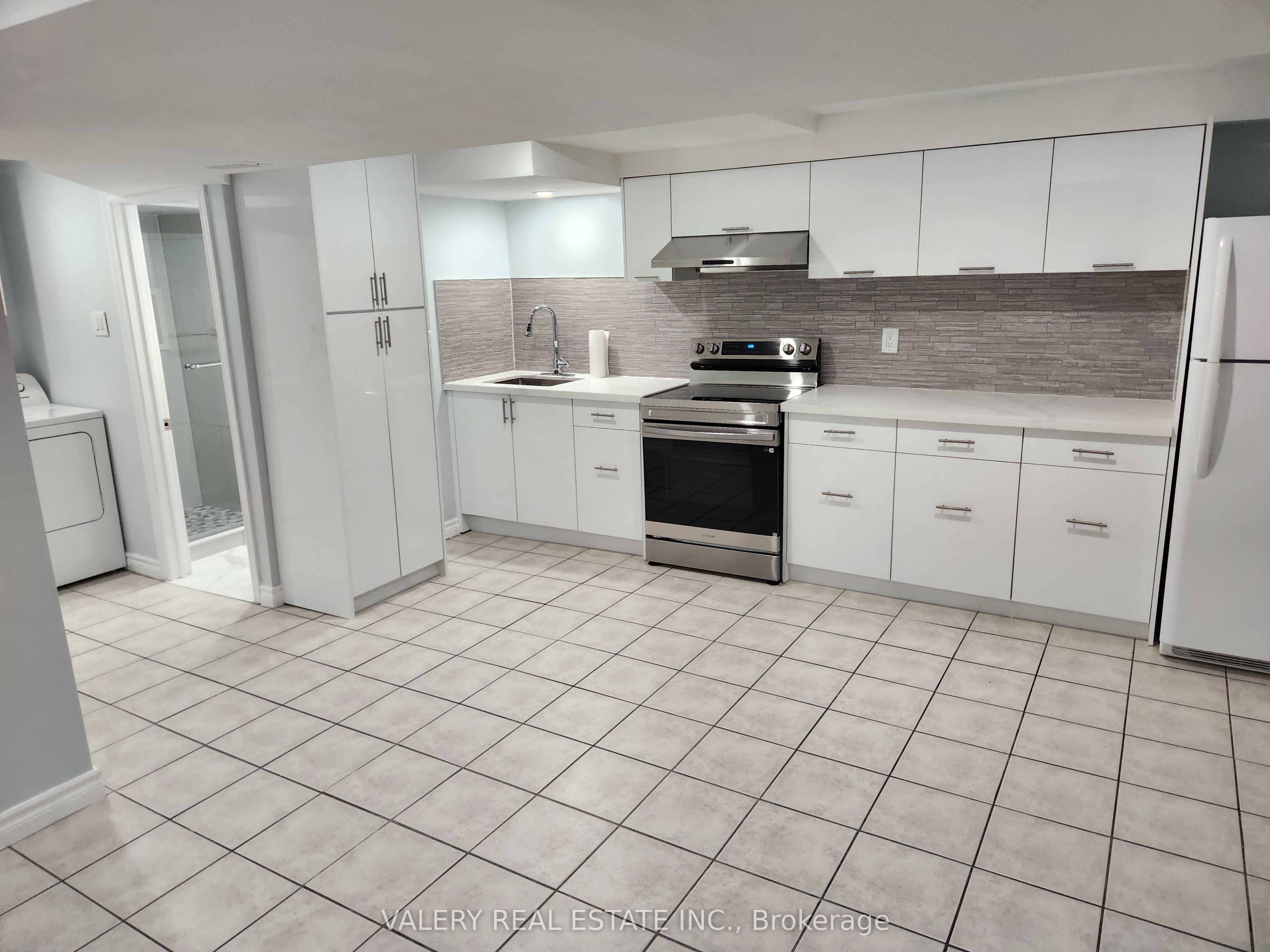 28 Iles Street Property Photo 6