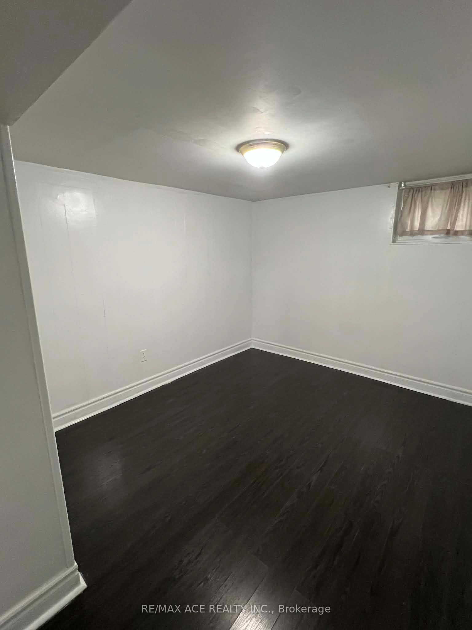 38 Celeste Drive Bsmt Property Photo 6