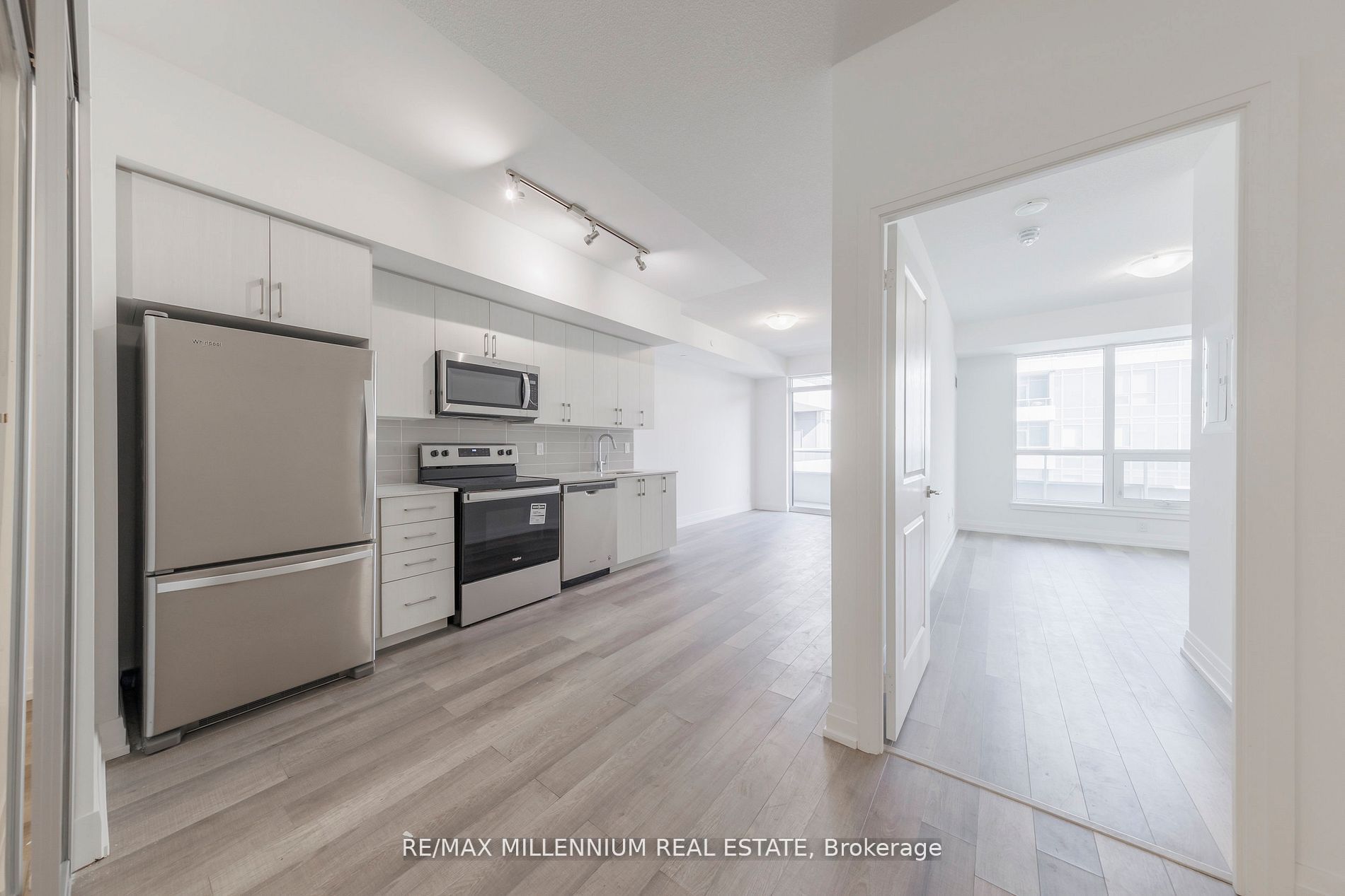 3121 Sheppard Avenue E 602 Property Photo 9