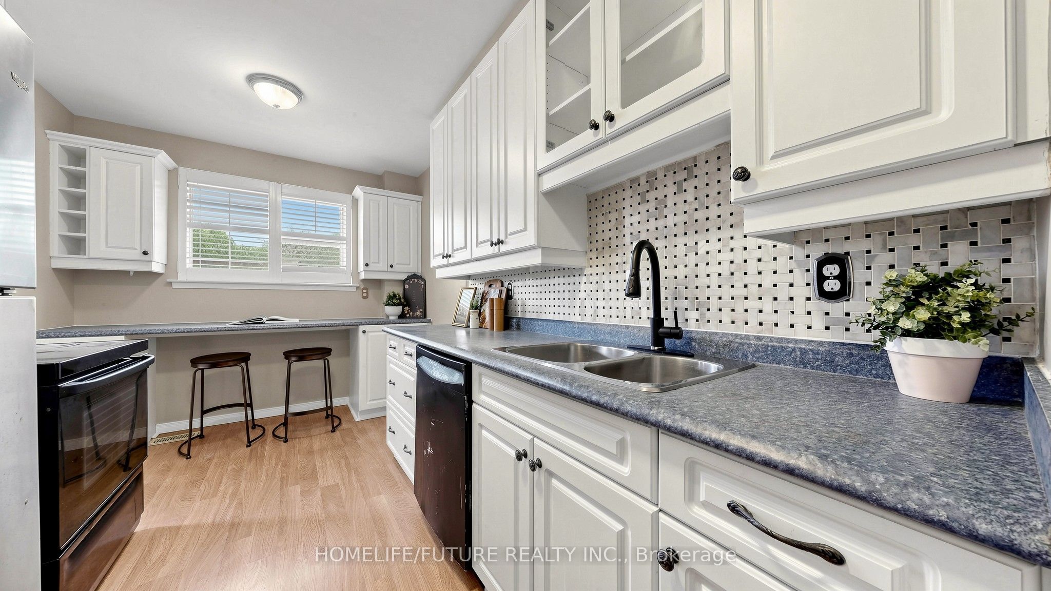 120 Nonquon Road 150 Property Photo 25