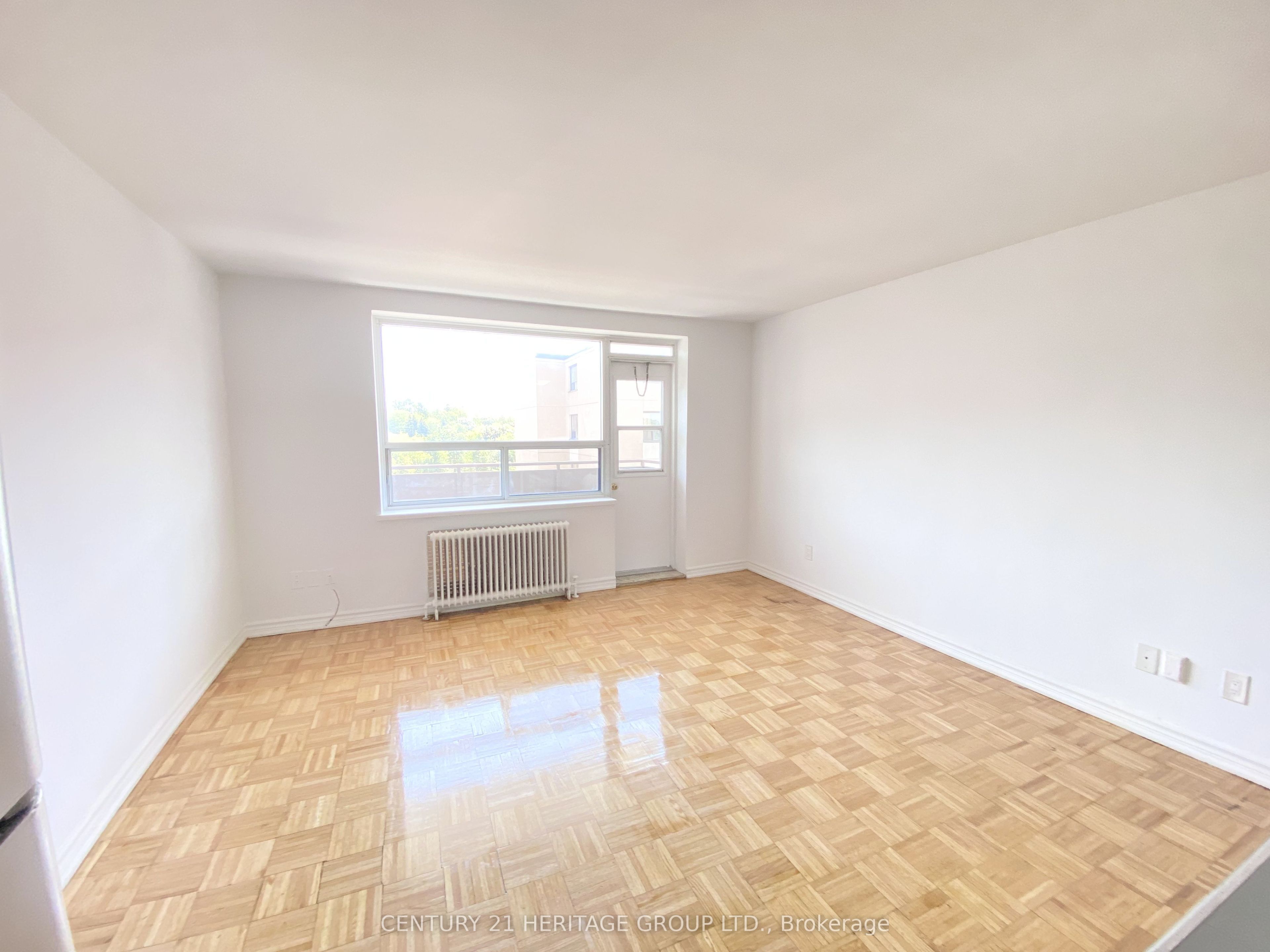 3111 Eglinton Avenue E 509 Property Photo 7