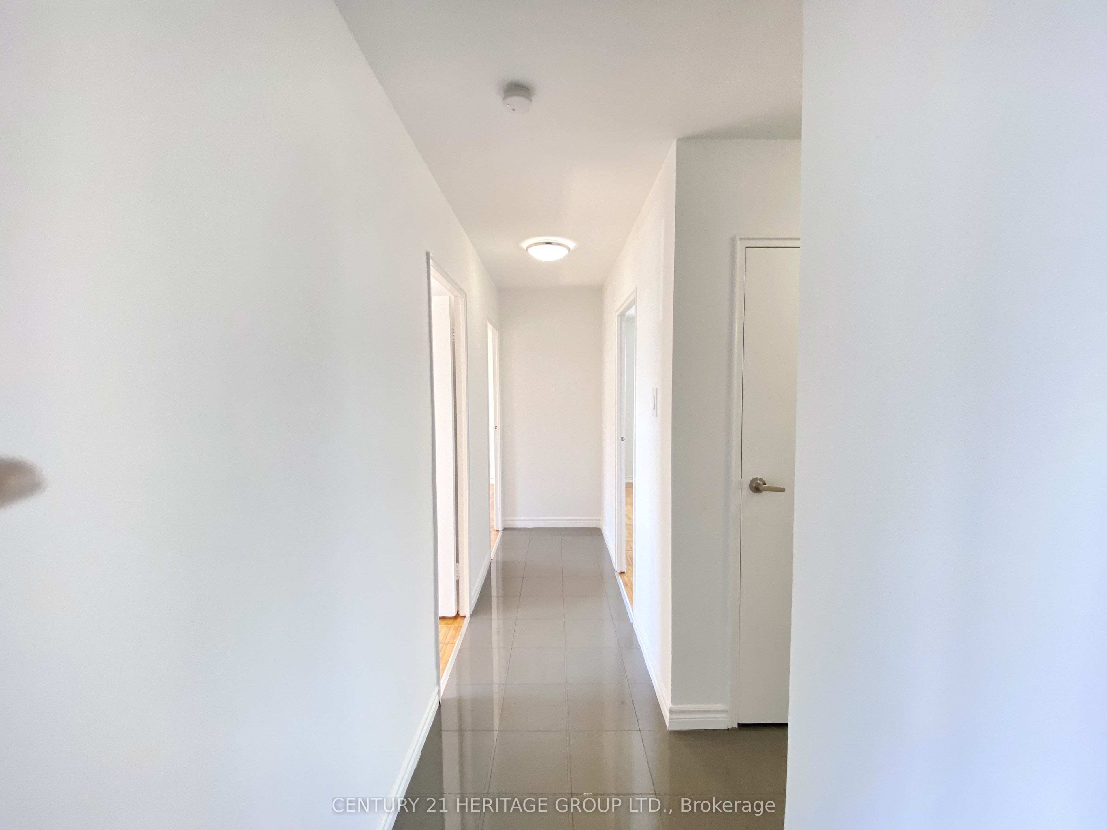 3111 Eglinton Avenue E 509 Property Photo 9