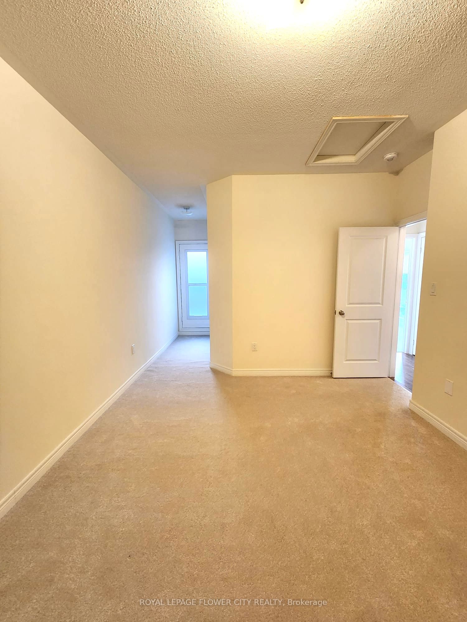 512 Littlewood Lane Property Photo 33
