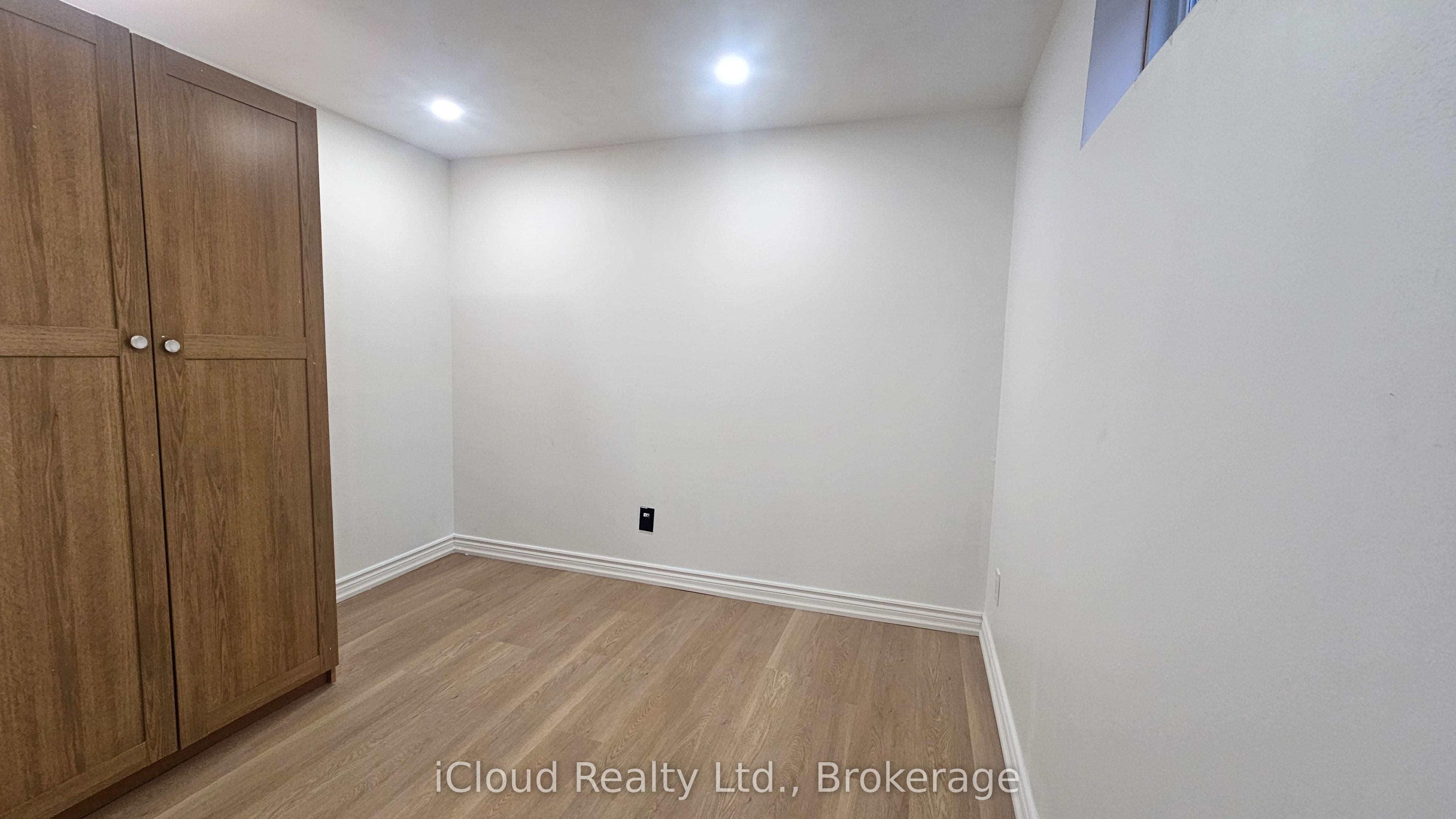 32 Frey Crescent Basement Property Photo 9