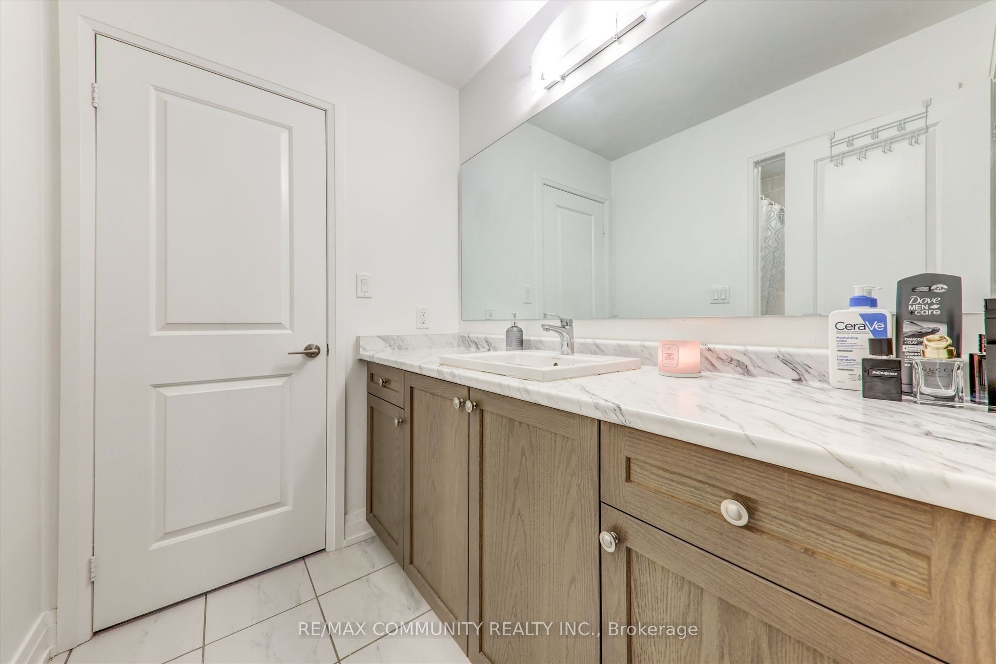 14 Audubon Street Property Photo 23